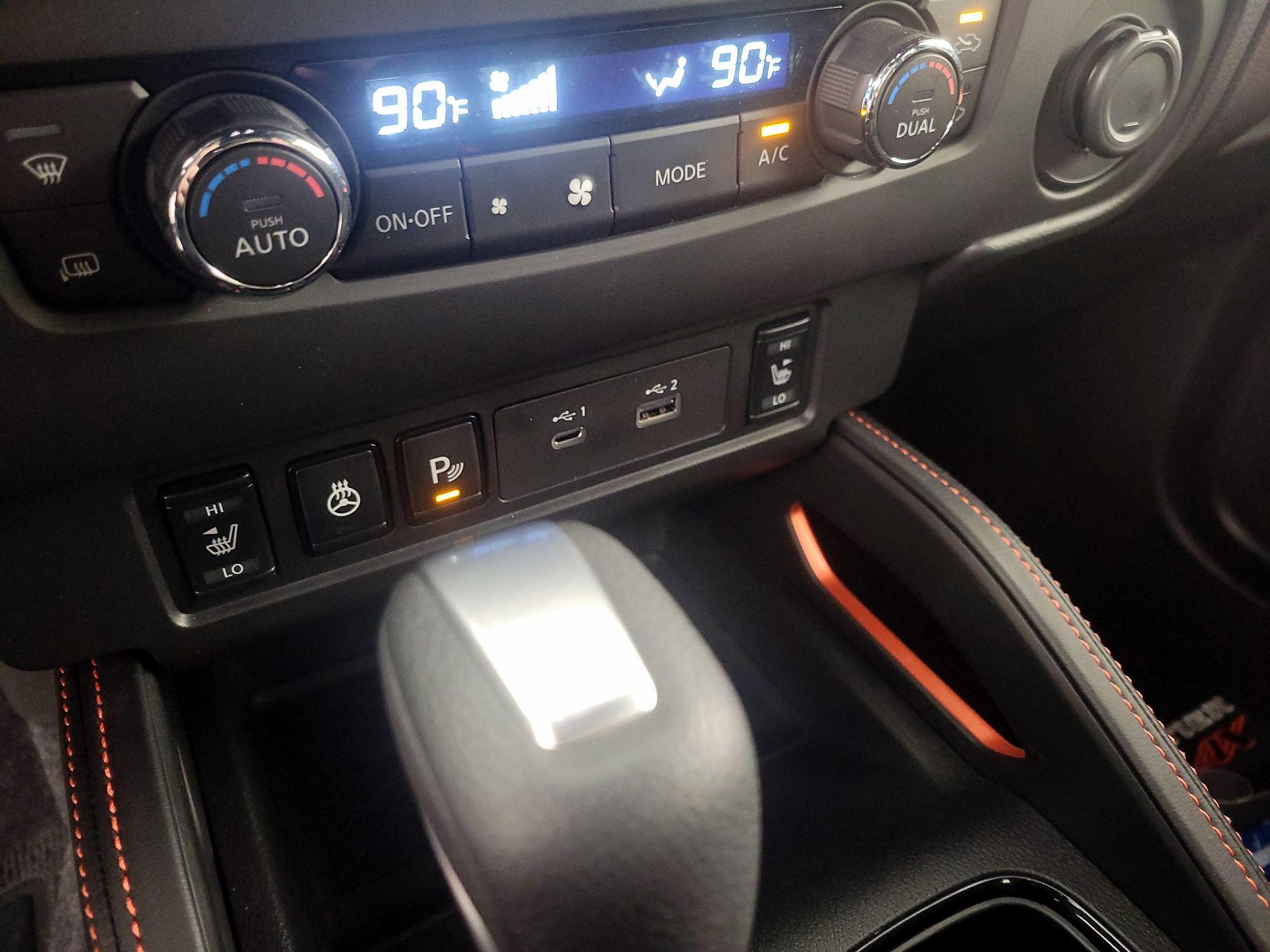 Thumbnail: 2025 Nissan Frontier - 18