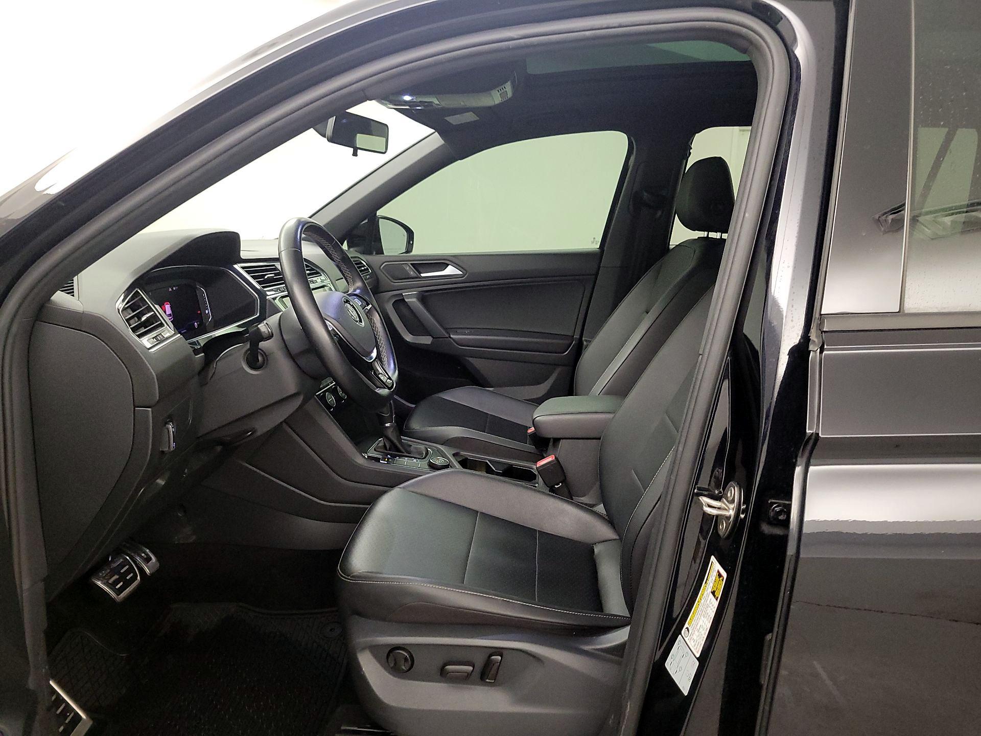 Thumbnail: 2019 Volkswagen Tiguan - 11