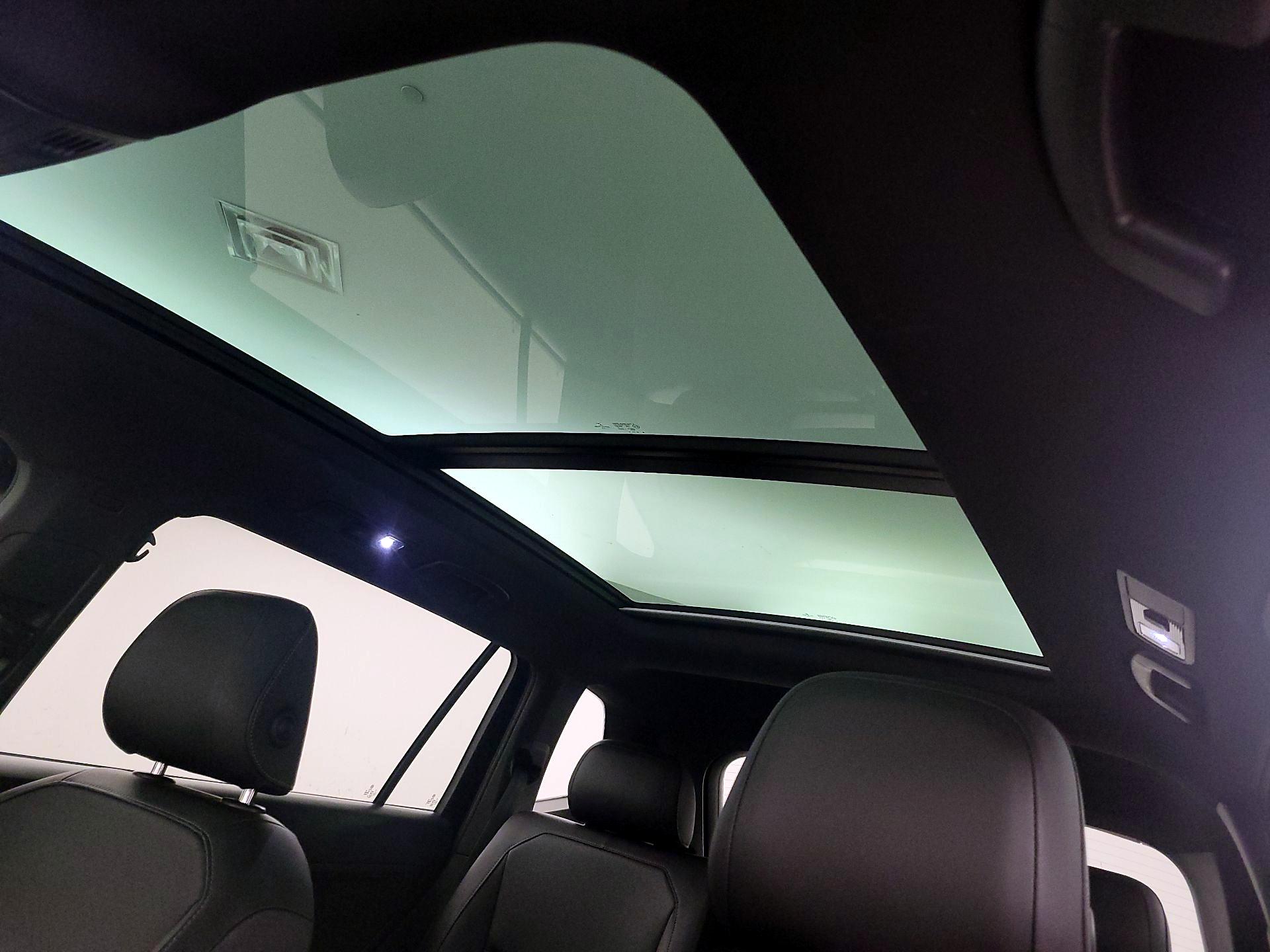 Thumbnail: 2019 Volkswagen Tiguan - 20