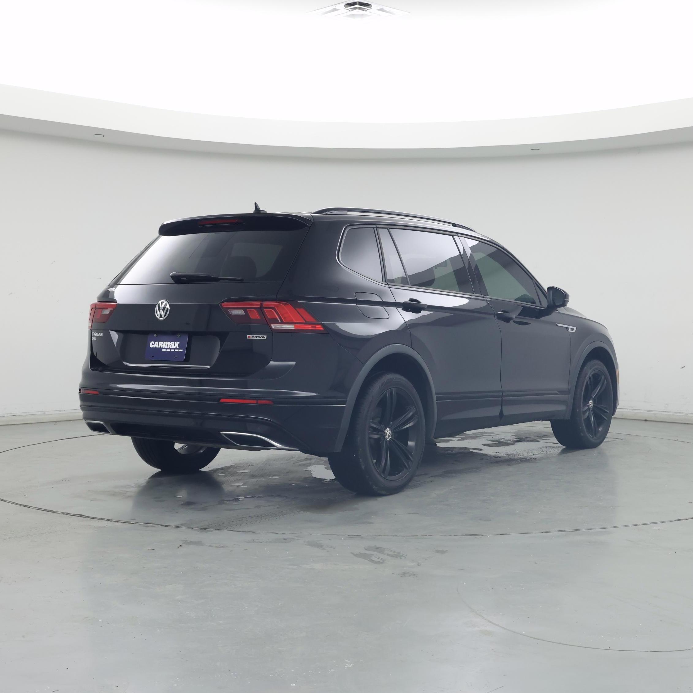 Thumbnail: 2019 Volkswagen Tiguan - 8