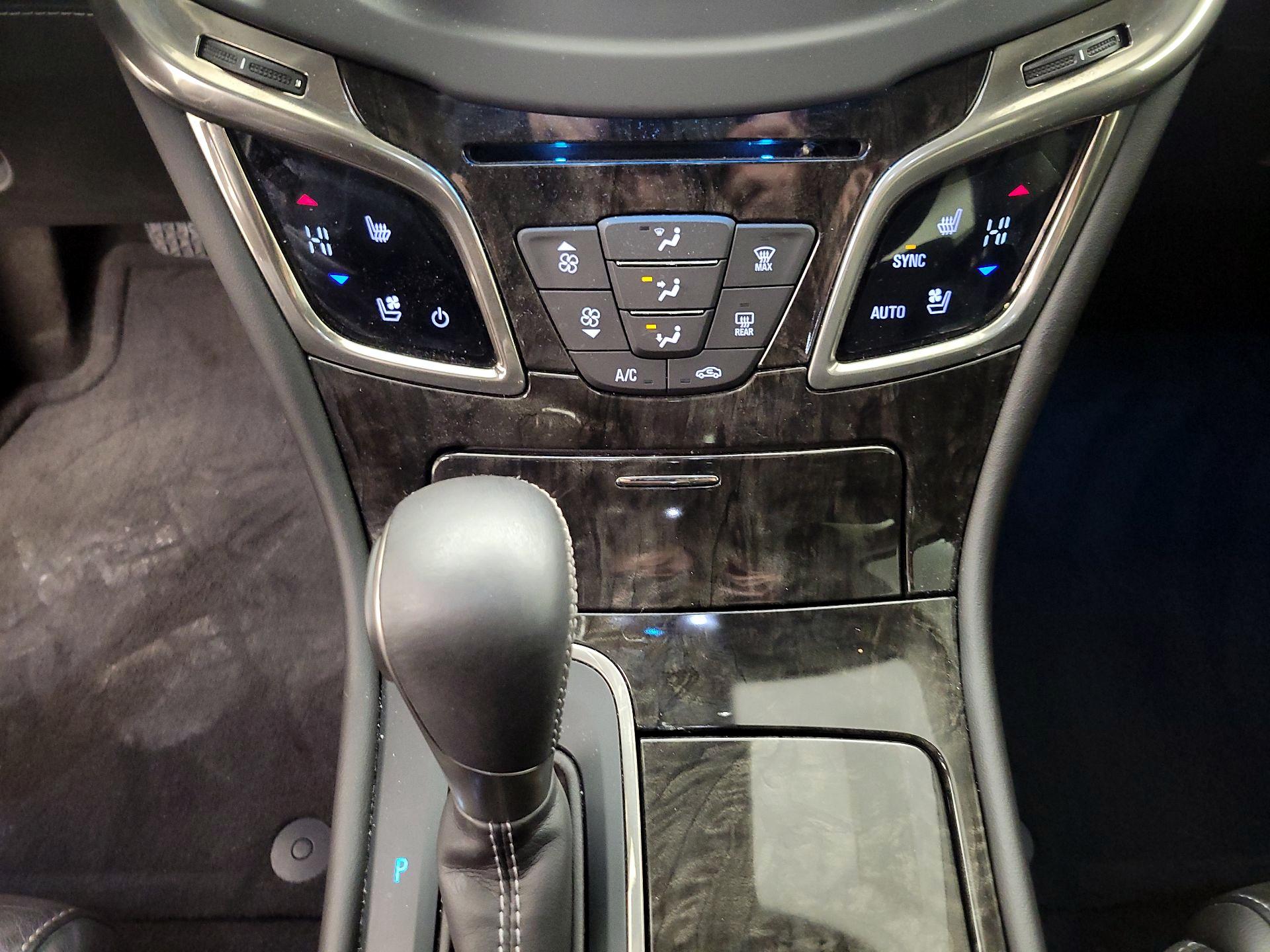 Thumbnail: 2014 Buick LaCrosse - 17