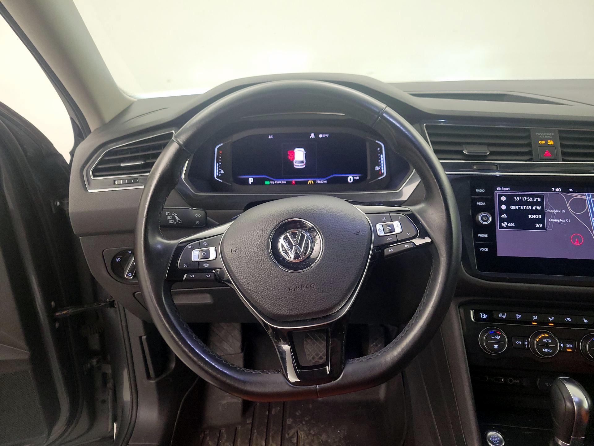 Thumbnail: 2019 Volkswagen Tiguan - 10