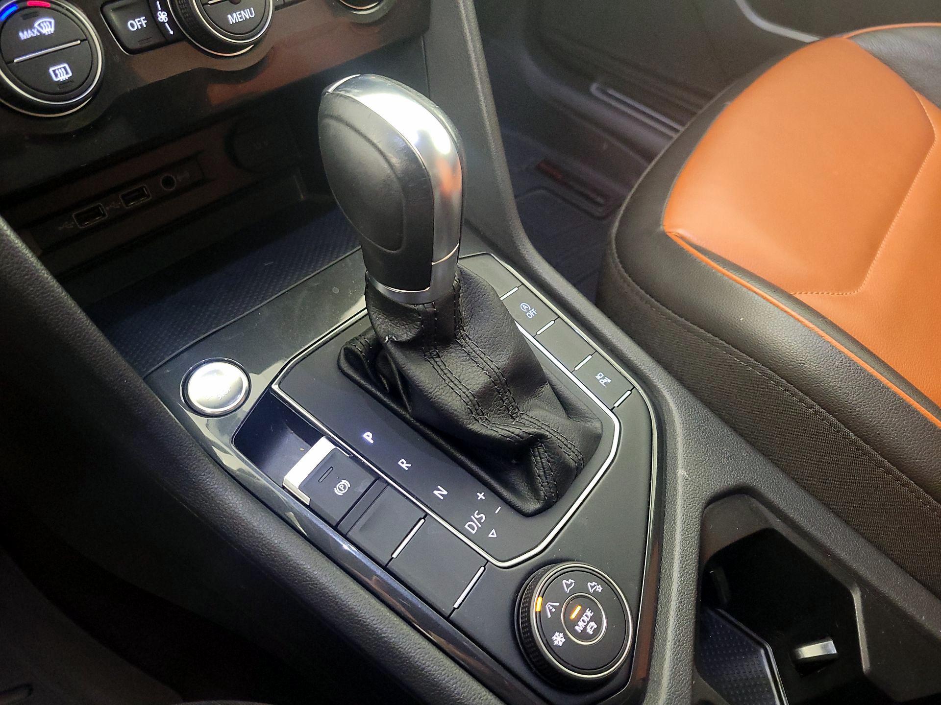 Thumbnail: 2019 Volkswagen Tiguan - 18