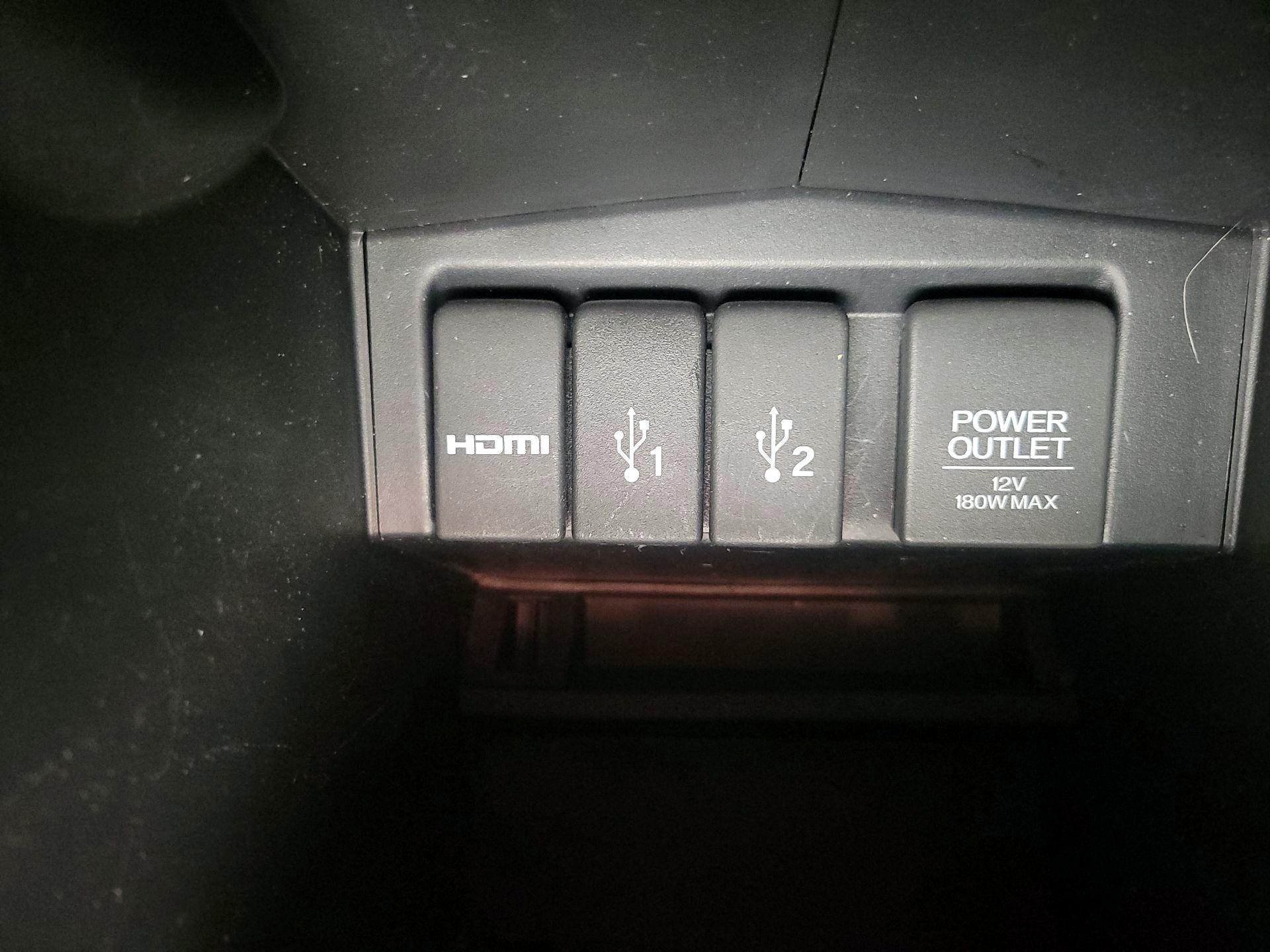 Thumbnail: 2016 Honda CR-V - 18