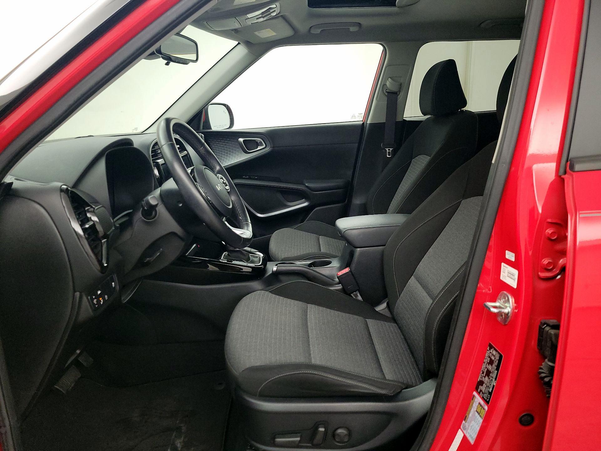 Thumbnail: 2022 Kia Soul - 11