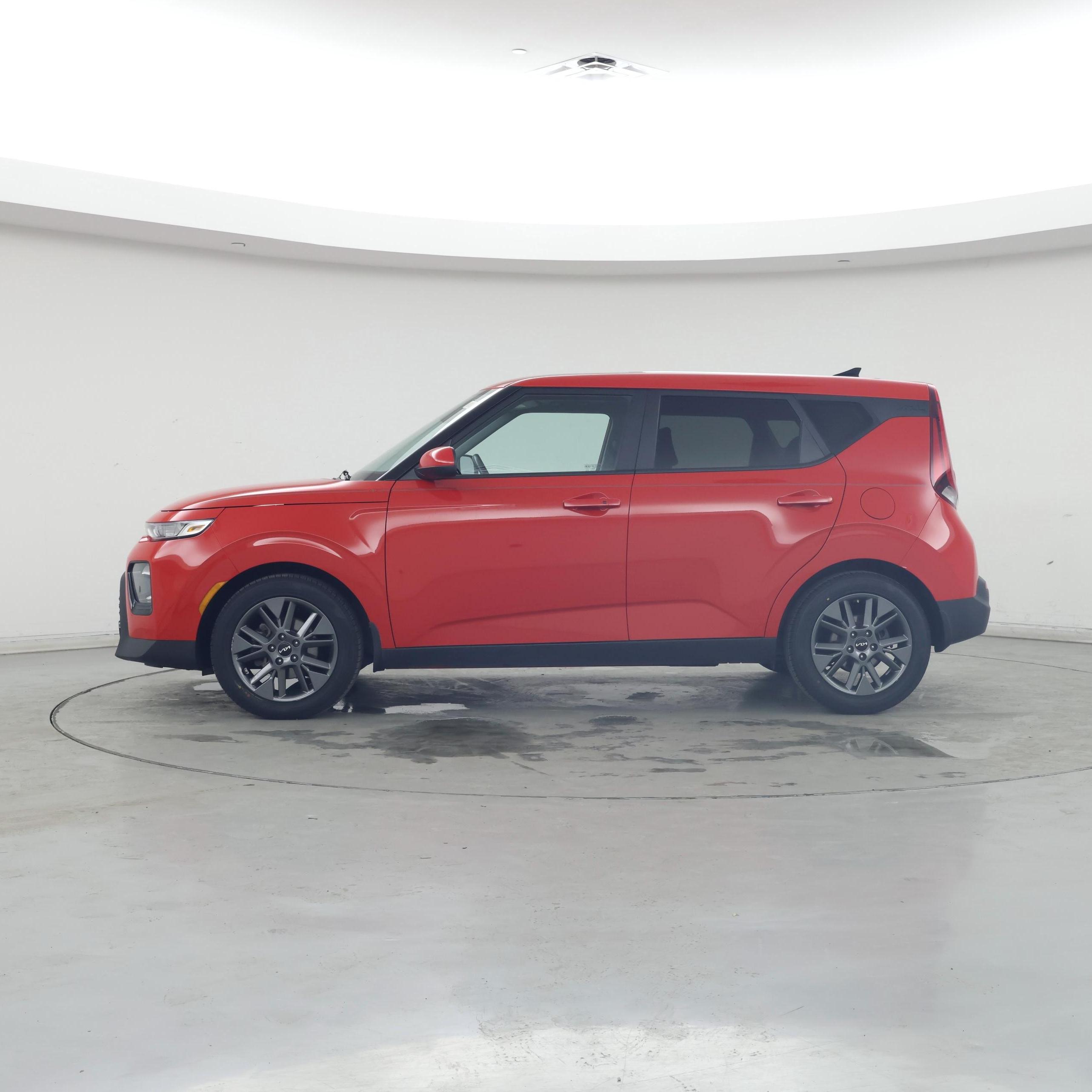Thumbnail: 2022 Kia Soul - 3