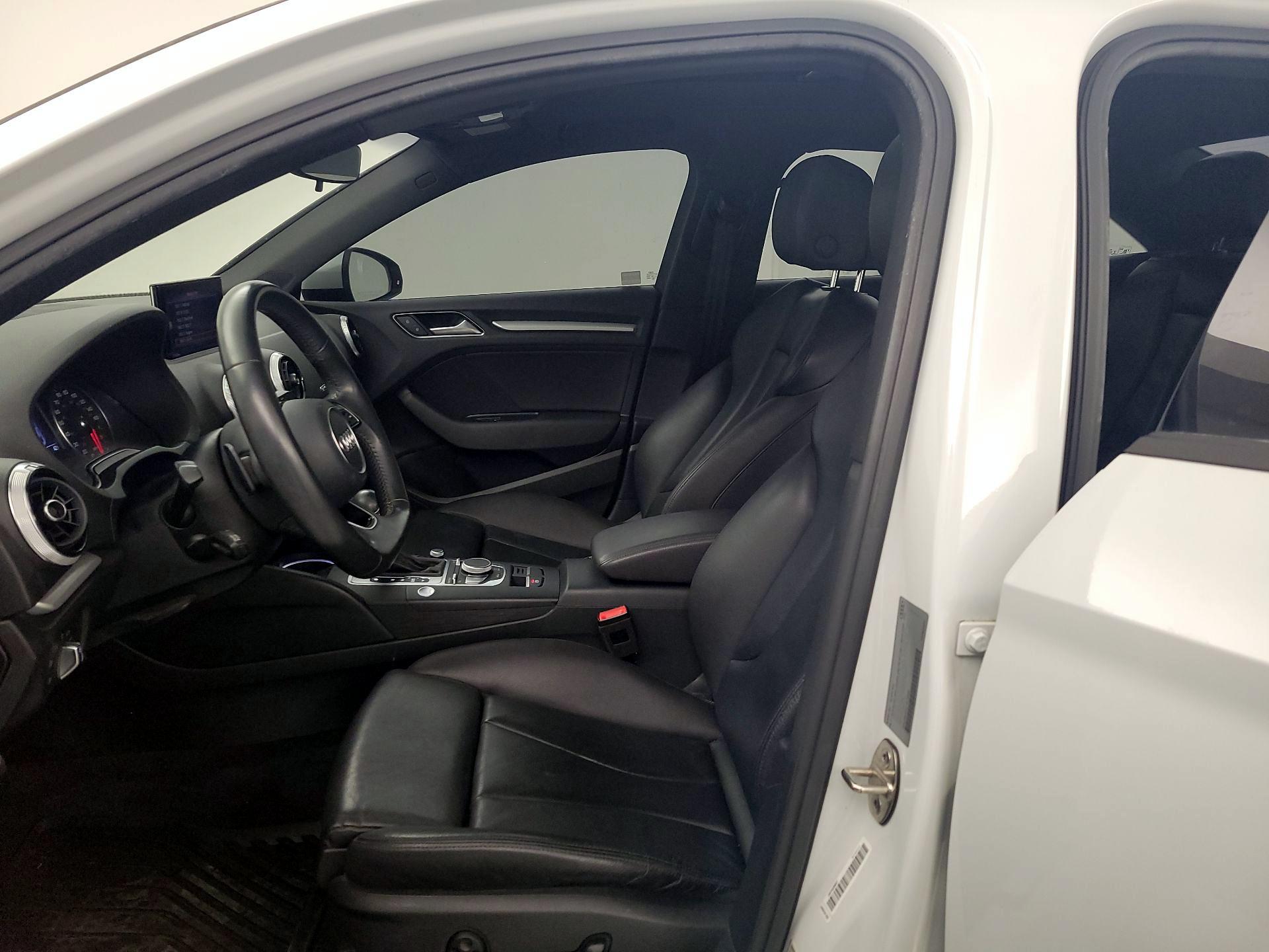 Thumbnail: 2018 Audi A3 - 11