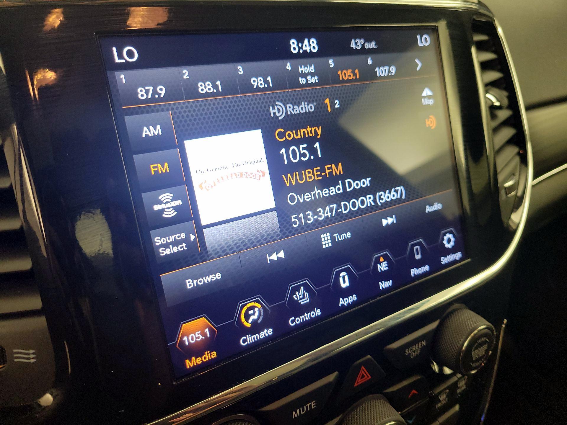 Thumbnail: 2022 Jeep Grand Cherokee - 16