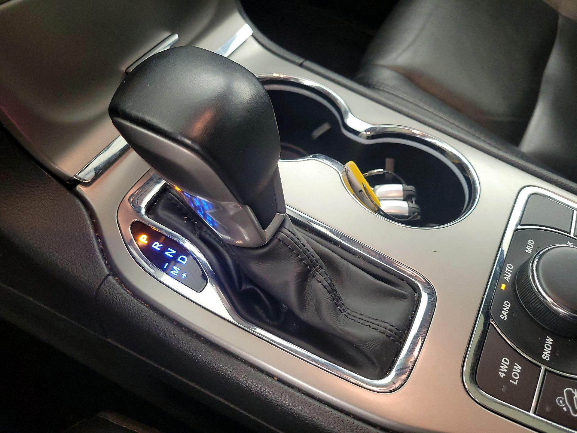 Thumbnail: 2022 Jeep Grand Cherokee - 18