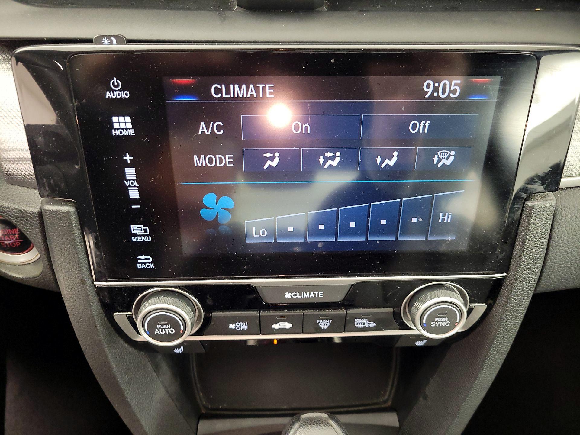 Thumbnail: 2016 Honda Civic - 16