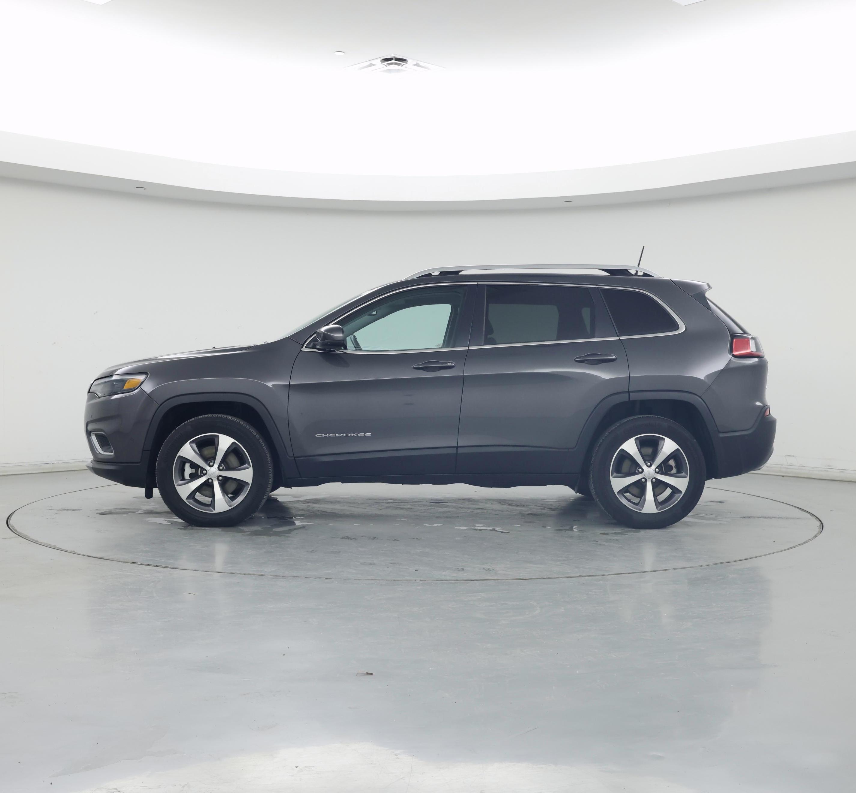 Thumbnail: 2021 Jeep Cherokee - 3