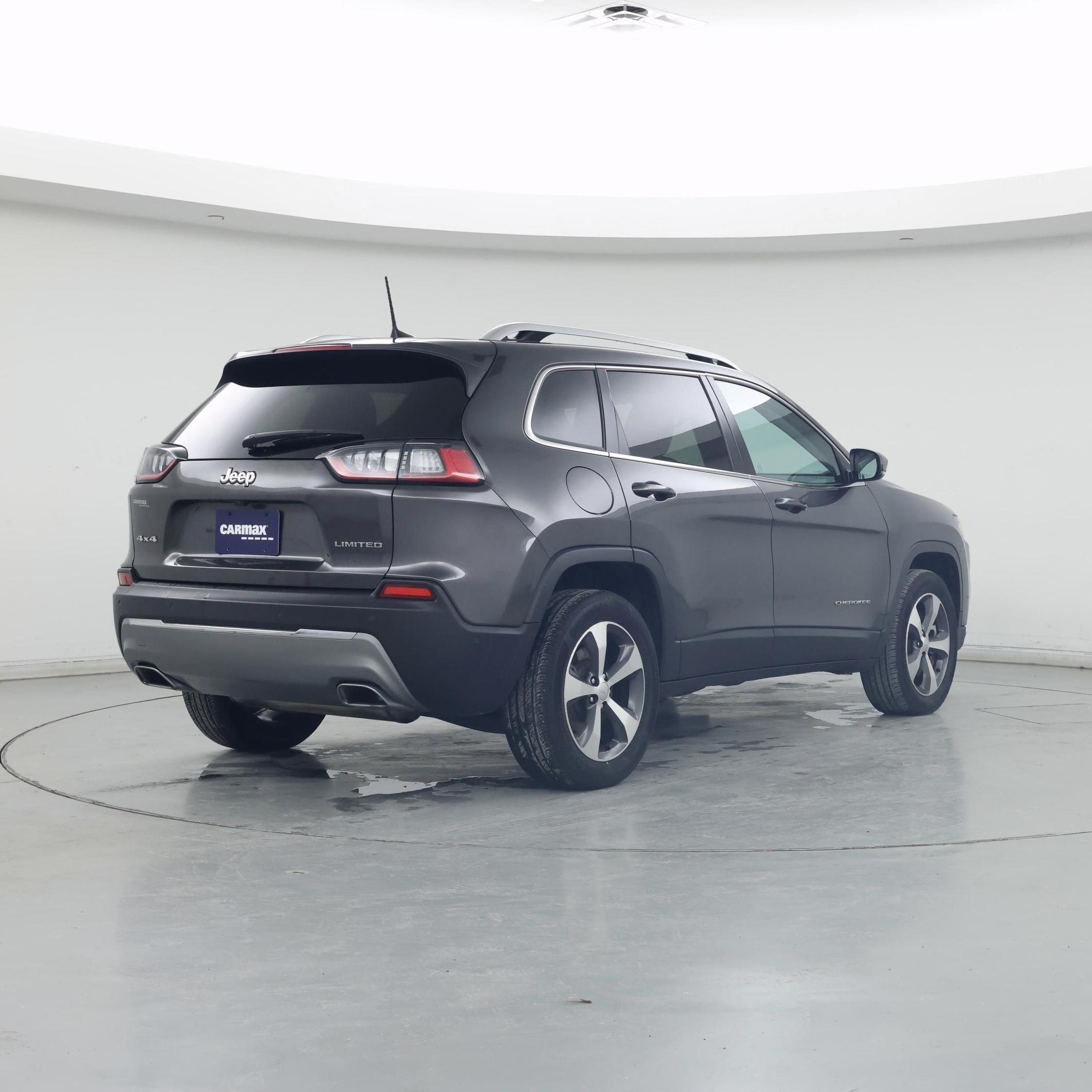 Thumbnail: 2021 Jeep Cherokee - 8