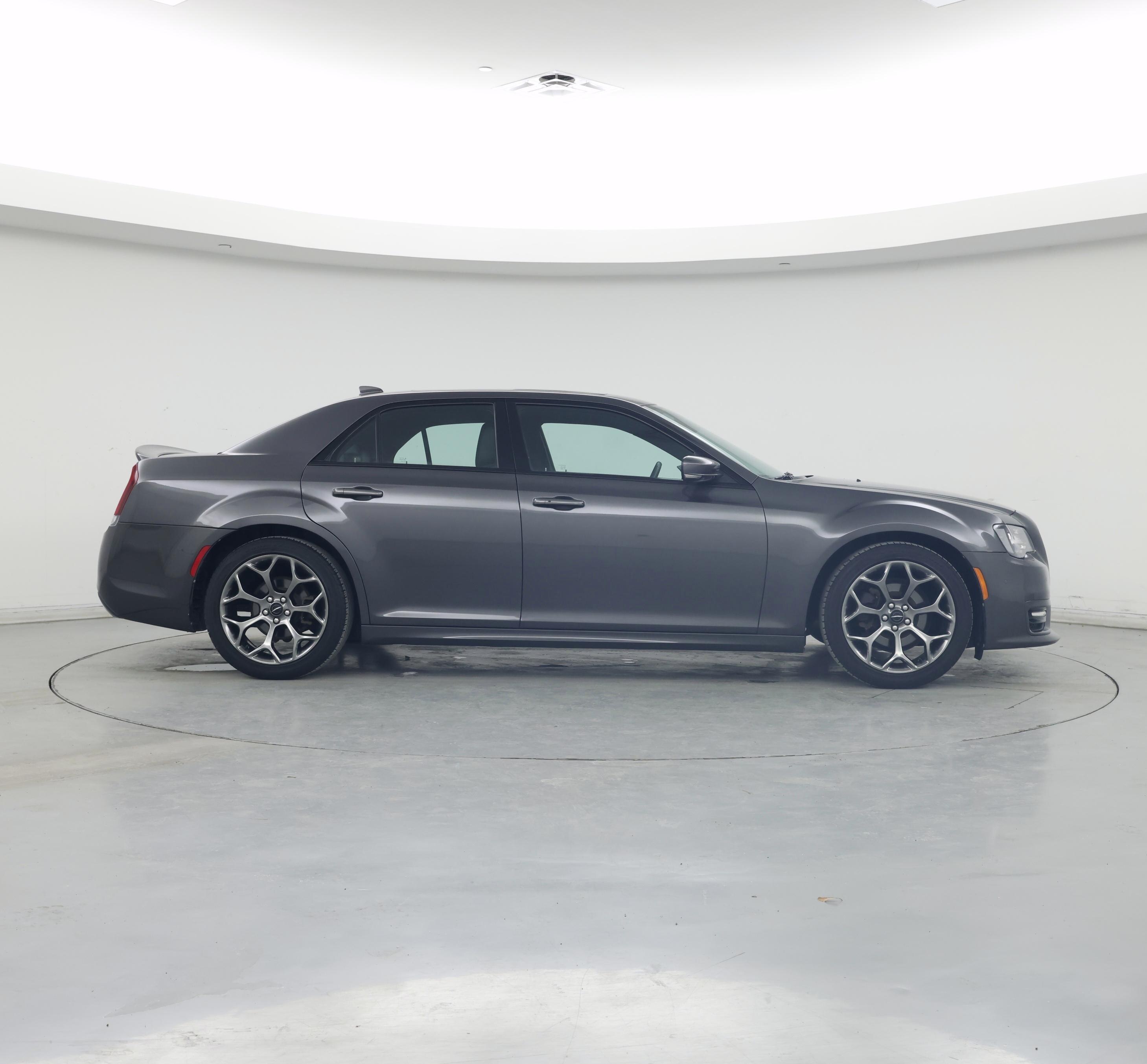 Thumbnail: 2018 Chrysler 300 - 7