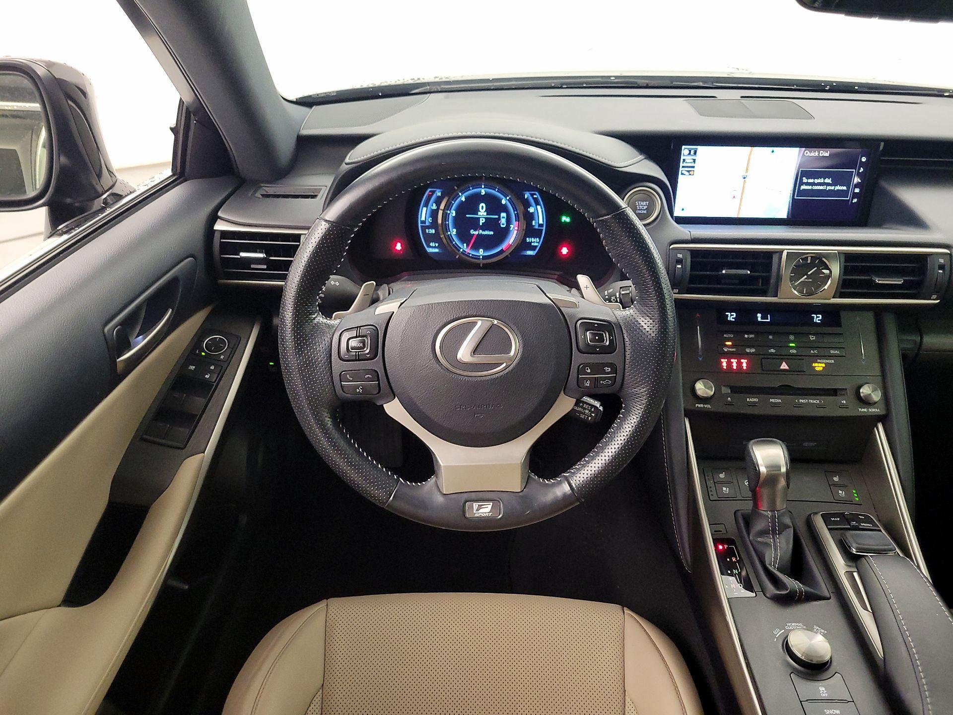 Thumbnail: 2019 Lexus IS - 10