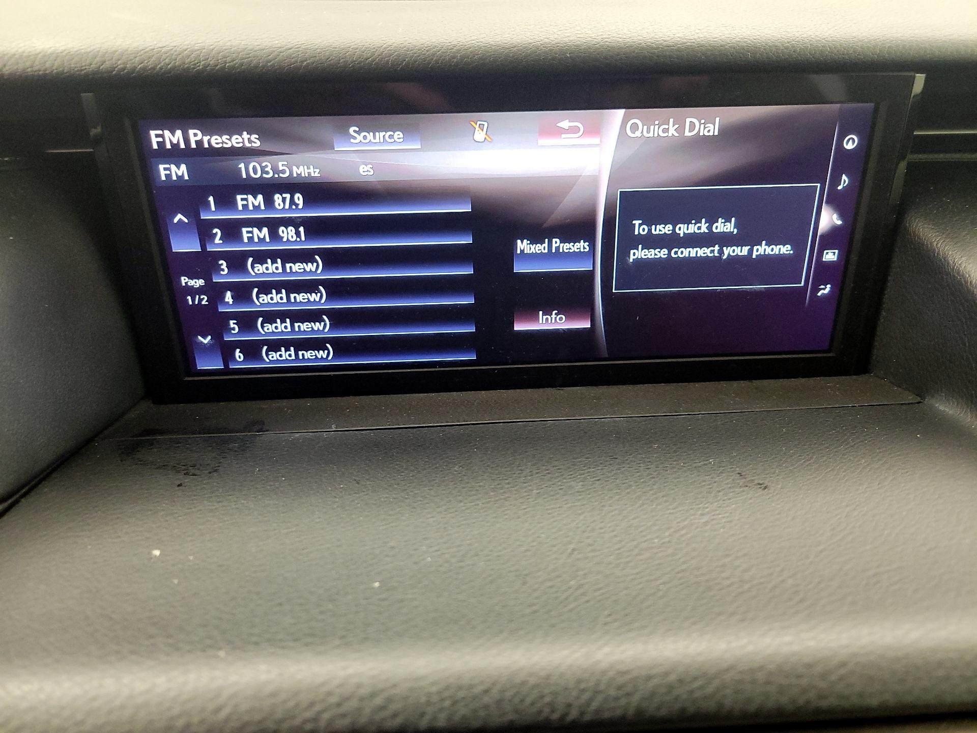 Thumbnail: 2019 Lexus IS - 16