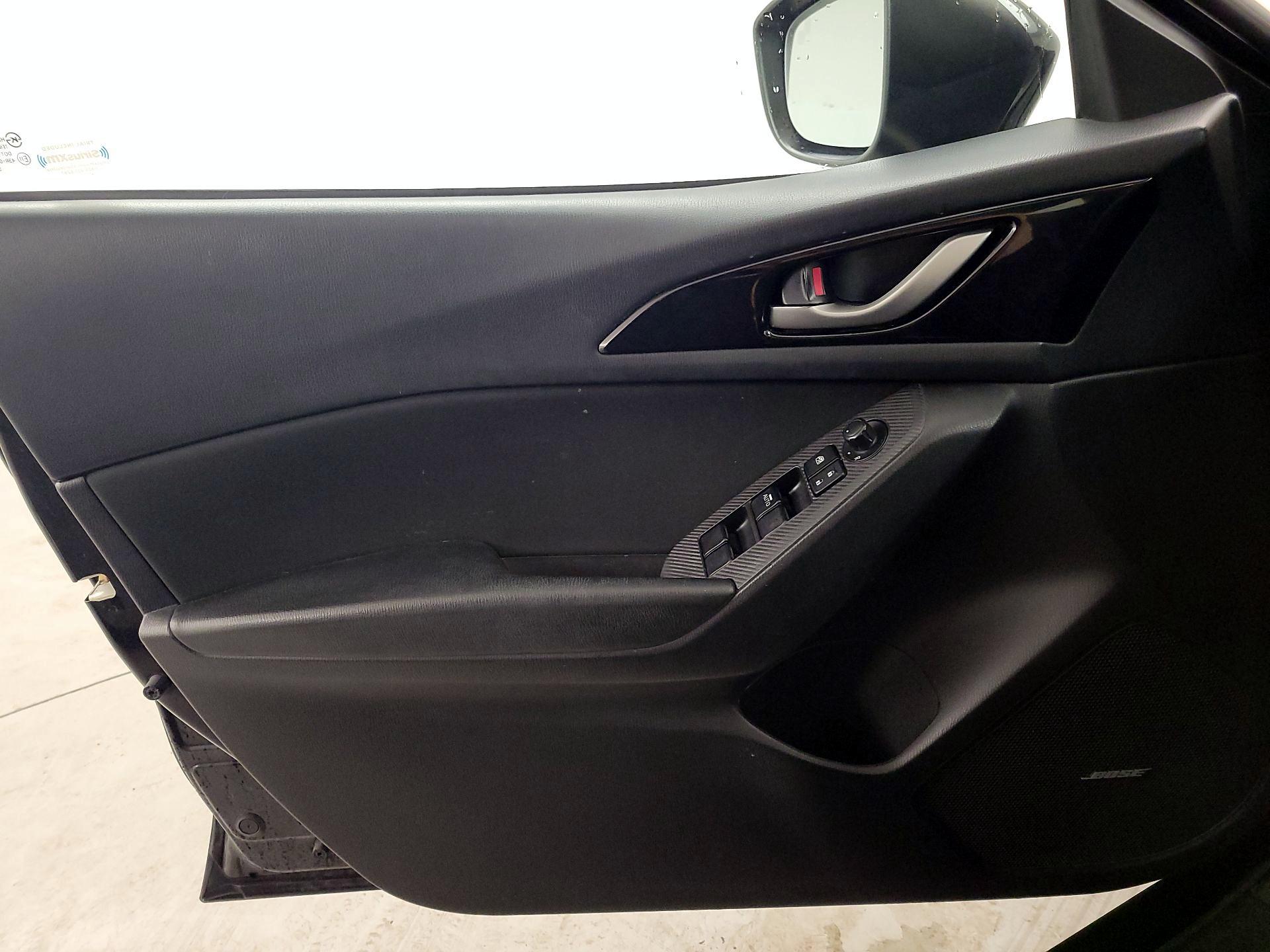 Thumbnail: 2016 Mazda Mazda3 - 12