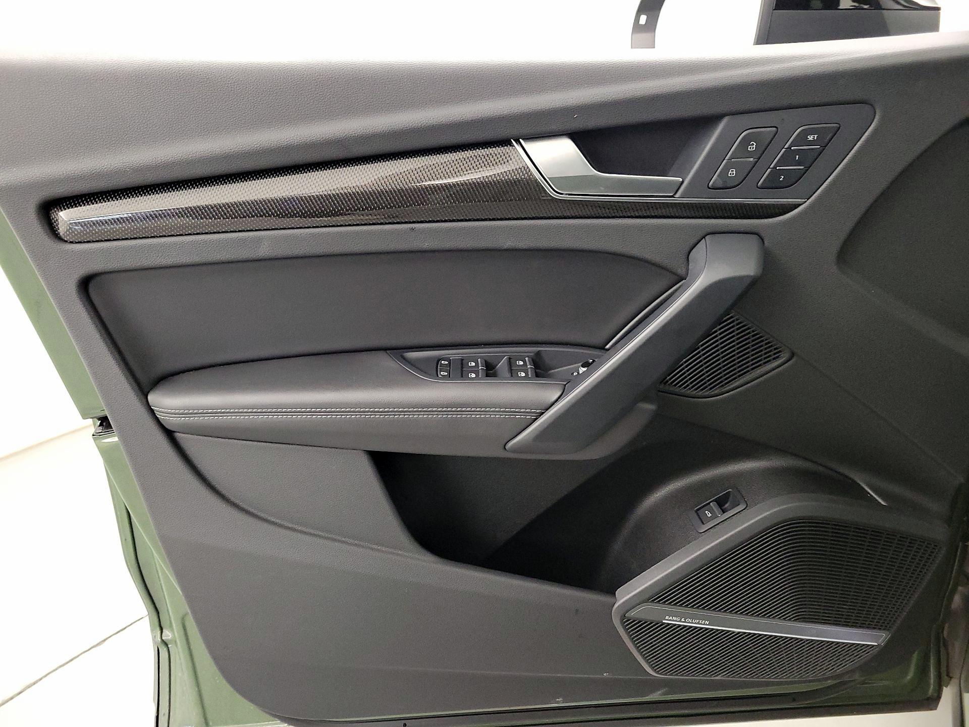 Thumbnail: 2021 Audi SQ5 - 12