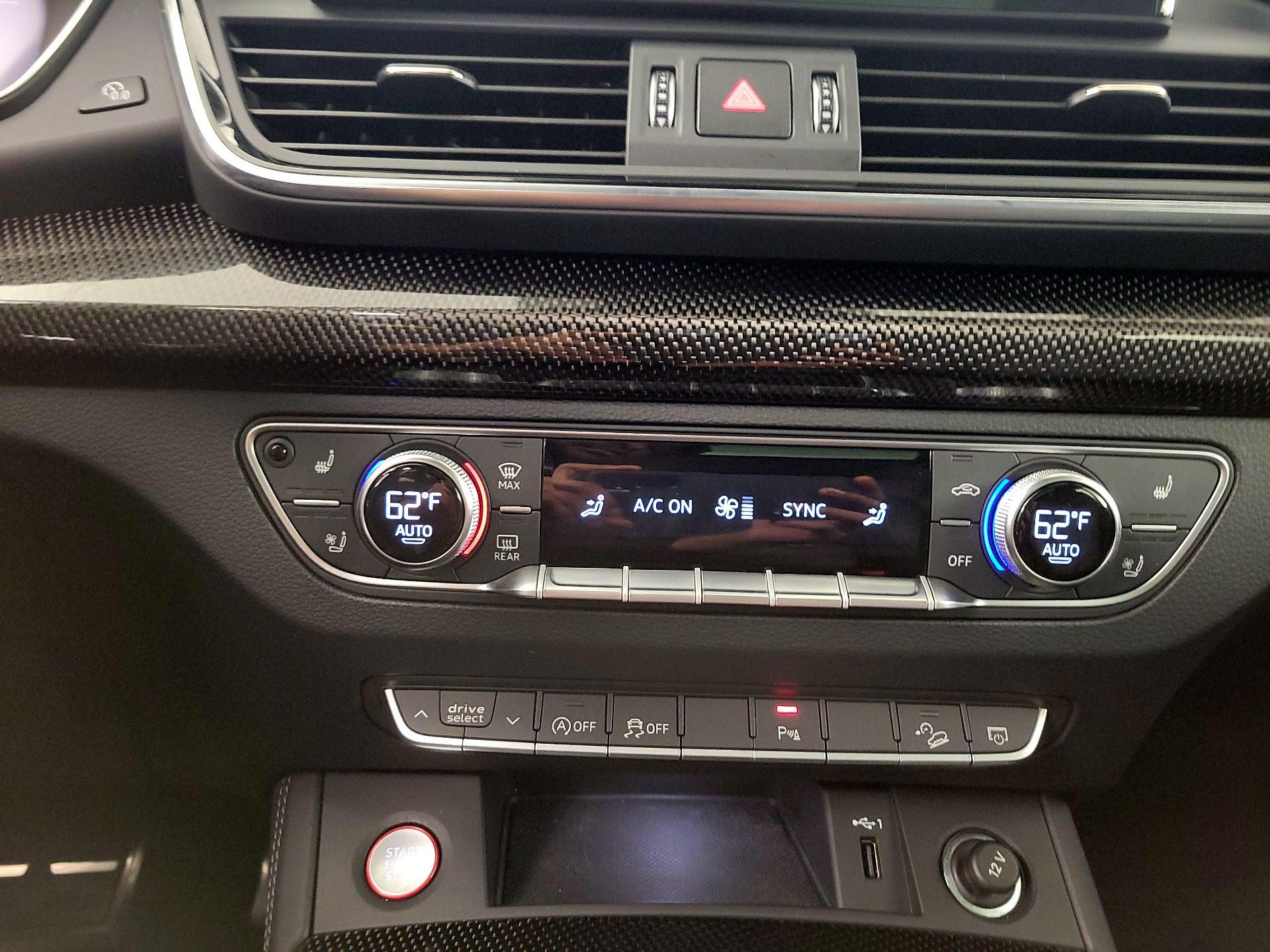 Thumbnail: 2021 Audi SQ5 - 17