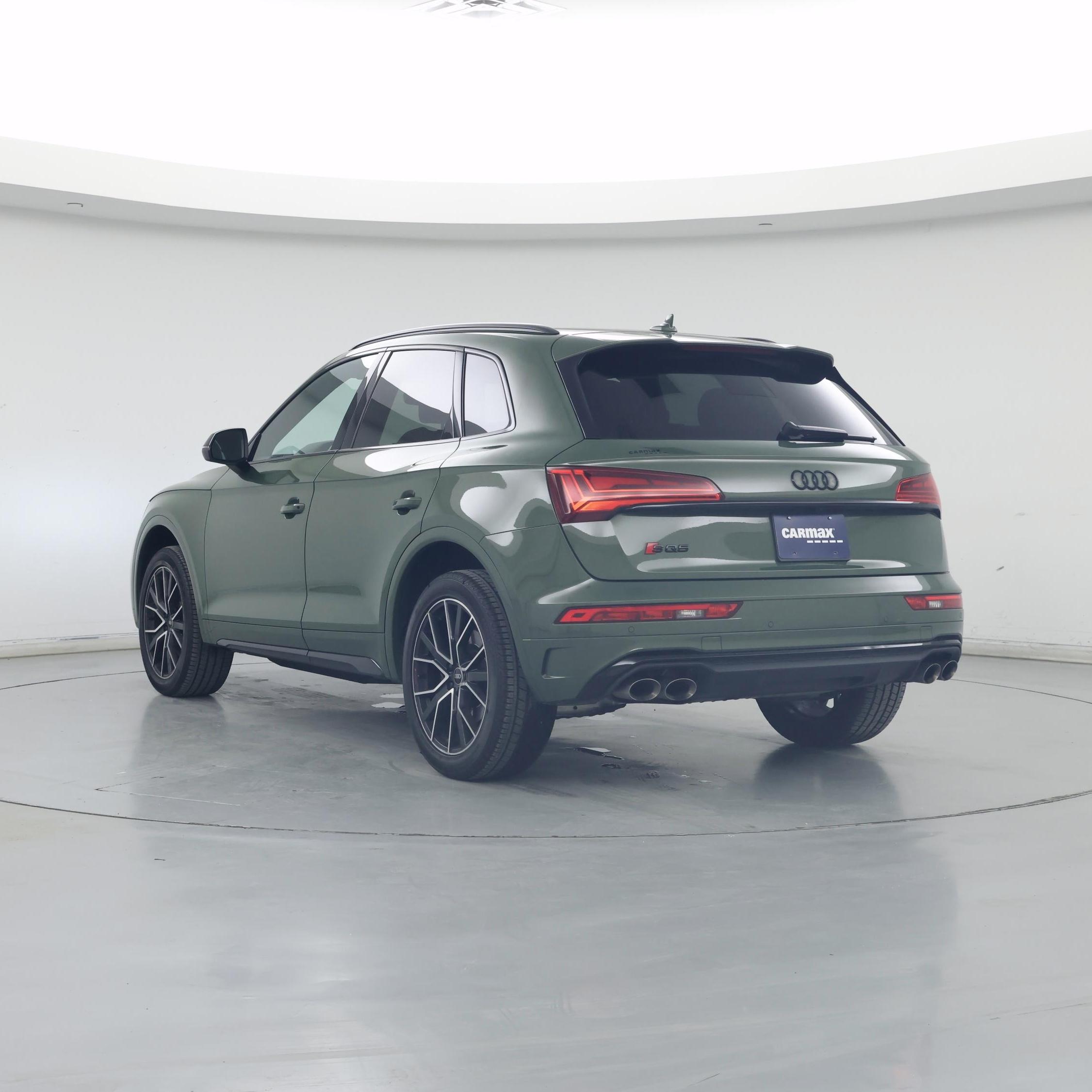 Thumbnail: 2021 Audi SQ5 - 2