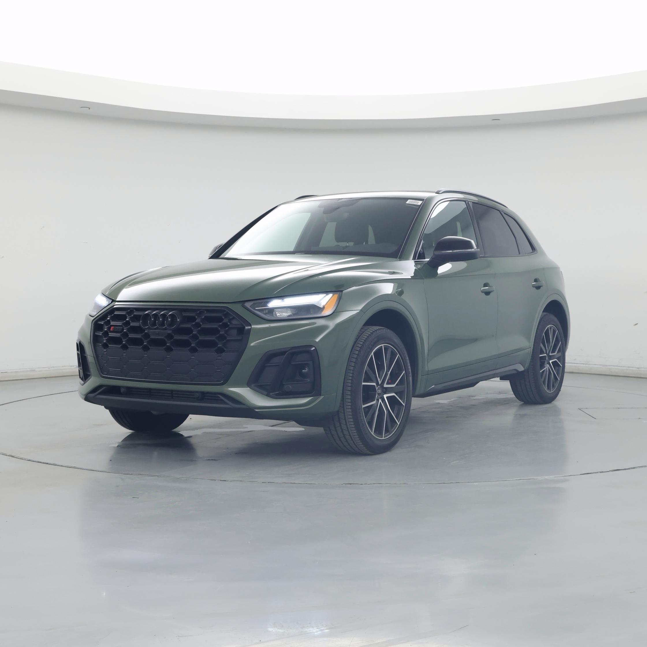 Thumbnail: 2021 Audi SQ5 - 4