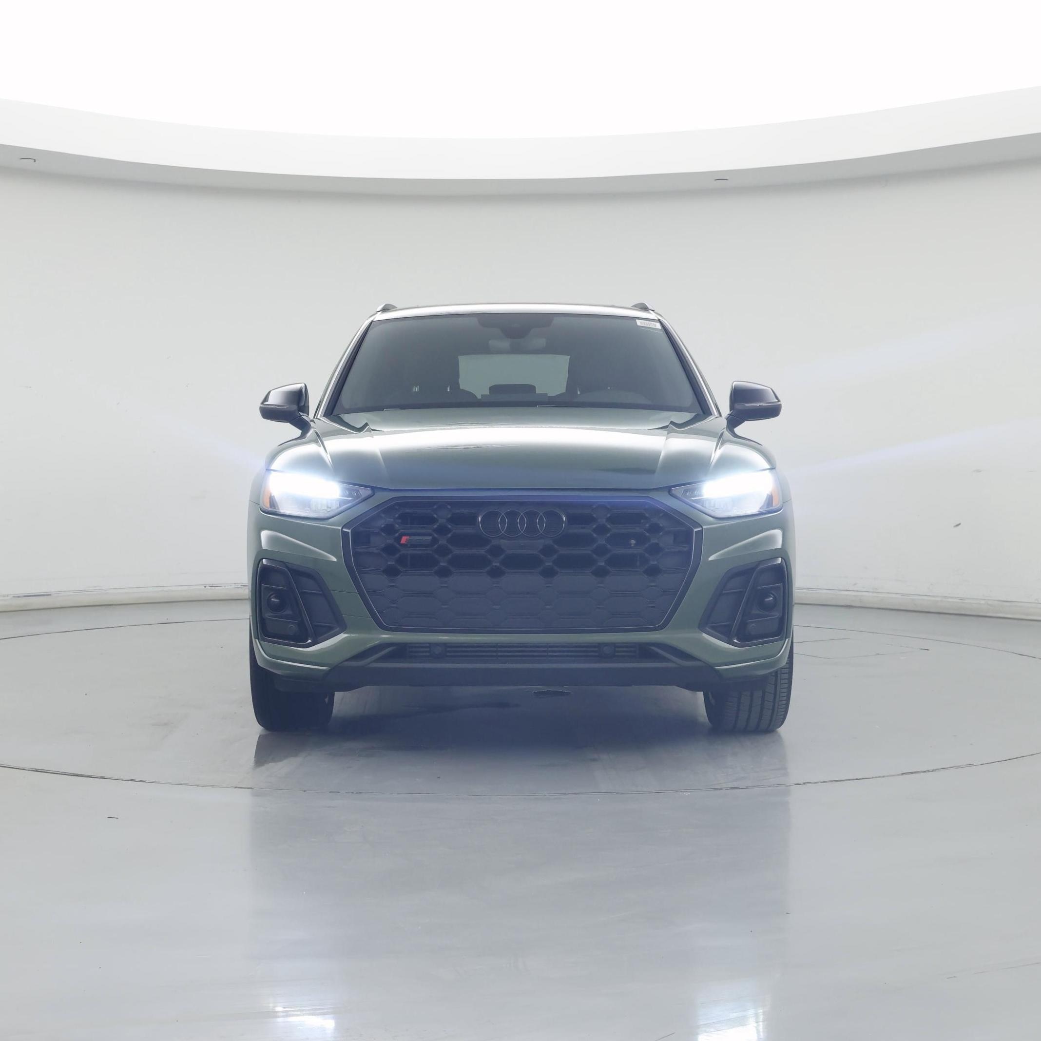 Thumbnail: 2021 Audi SQ5 - 5