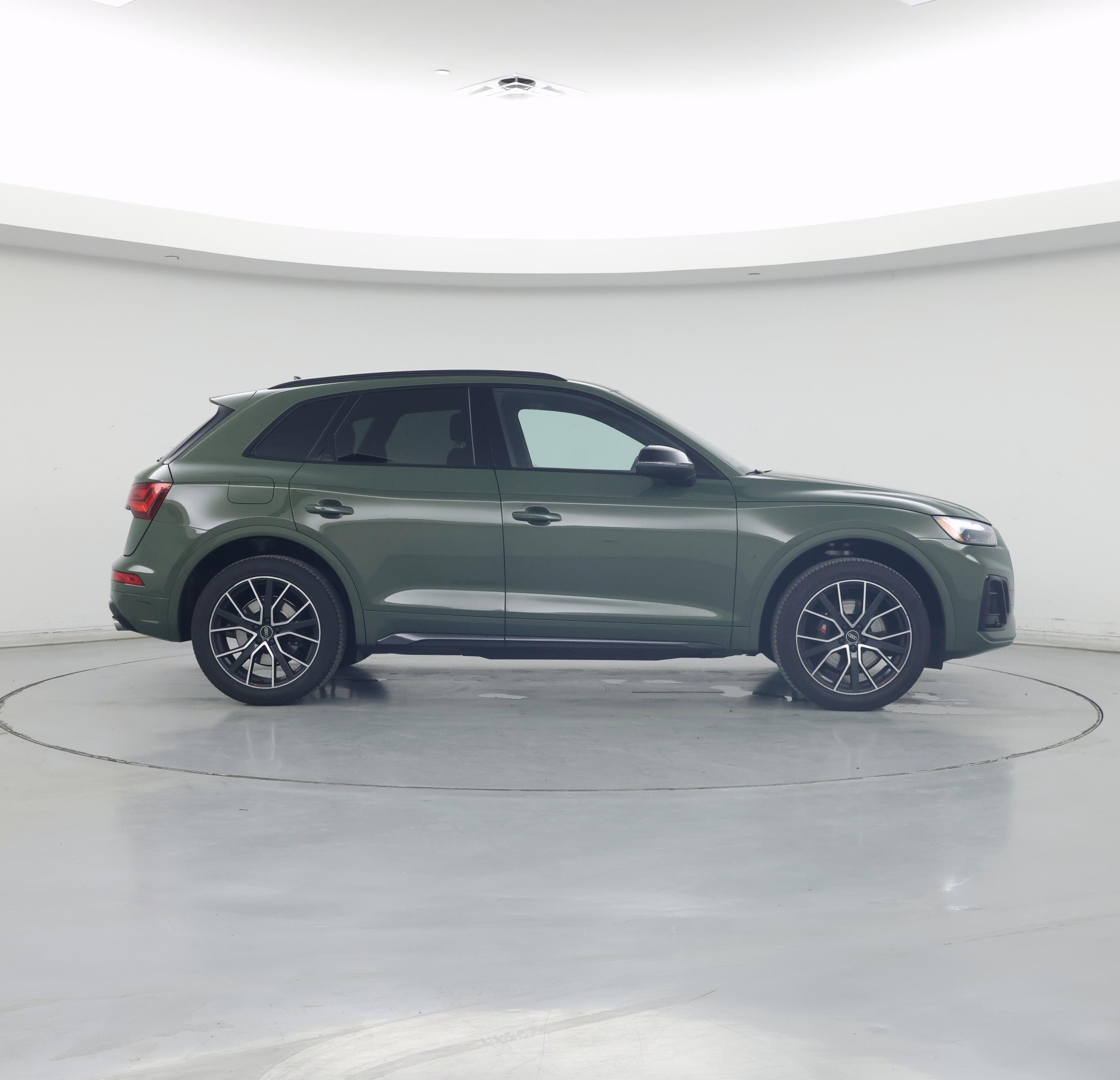 Thumbnail: 2021 Audi SQ5 - 7