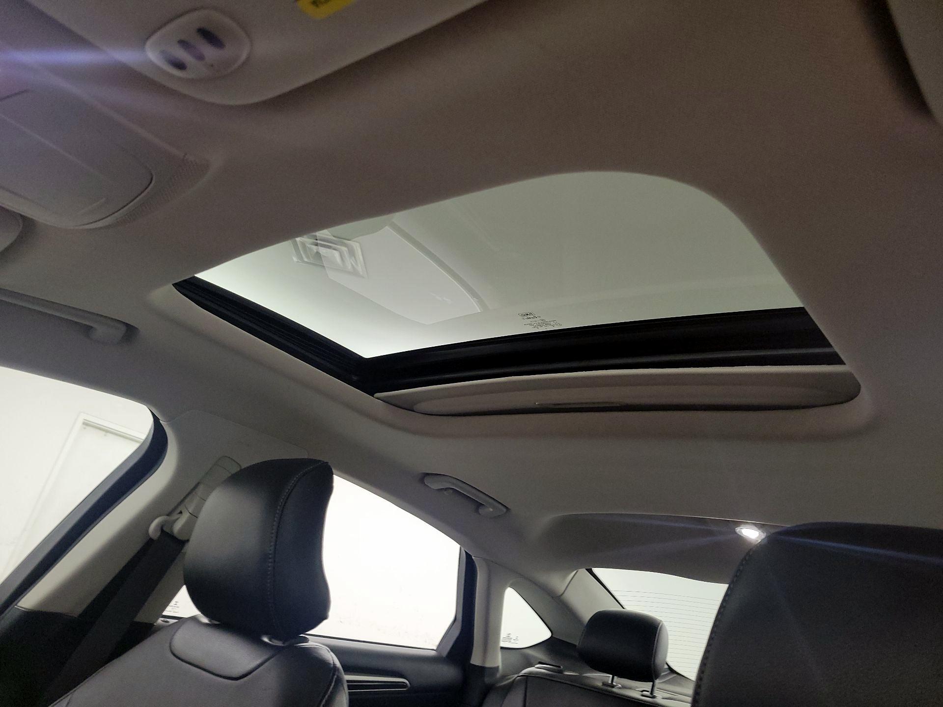 Thumbnail: 2016 Ford Fusion - 19