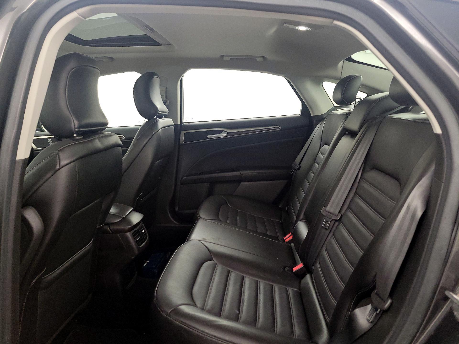 Thumbnail: 2016 Ford Fusion - 20