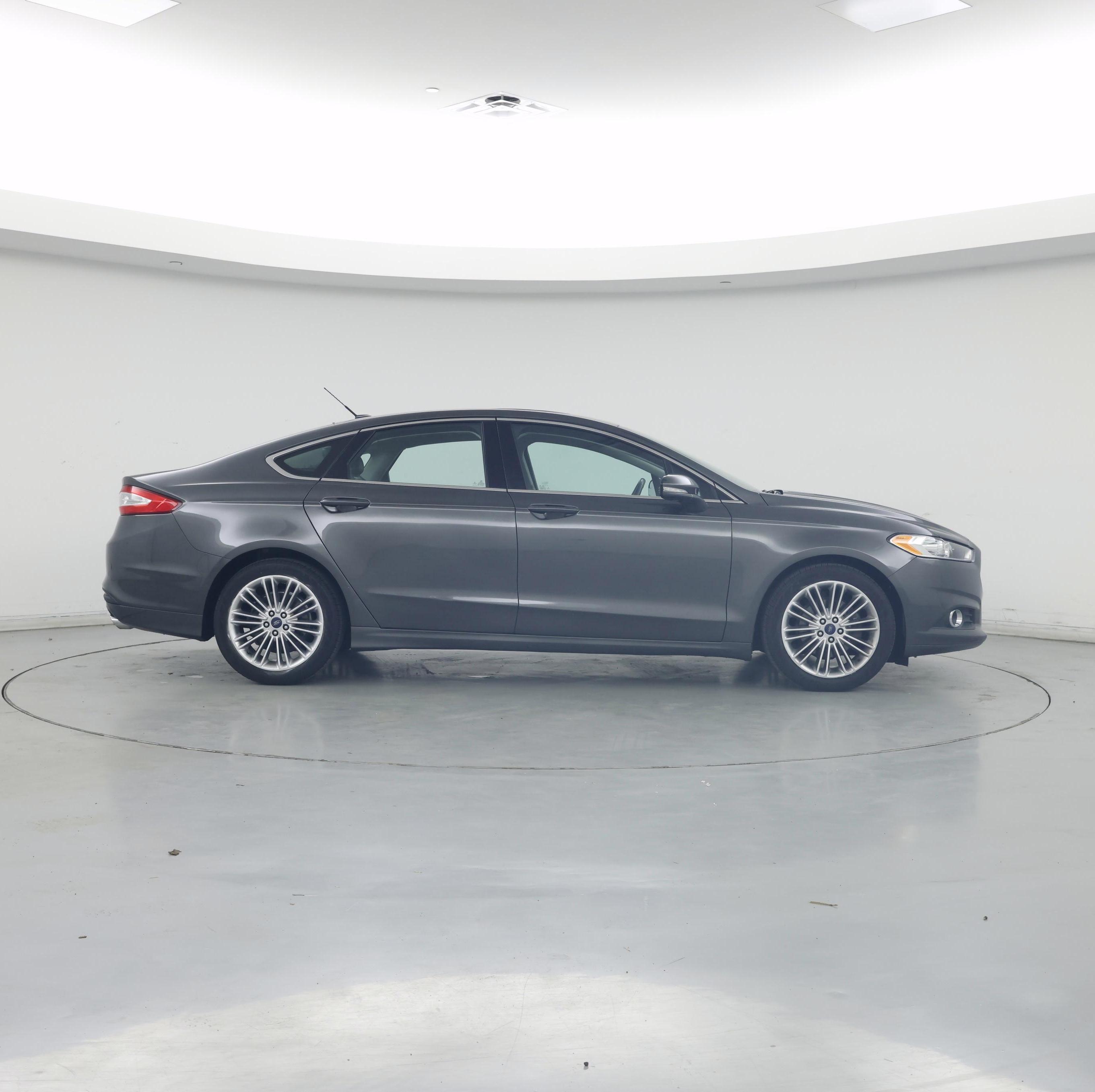 Thumbnail: 2016 Ford Fusion - 7