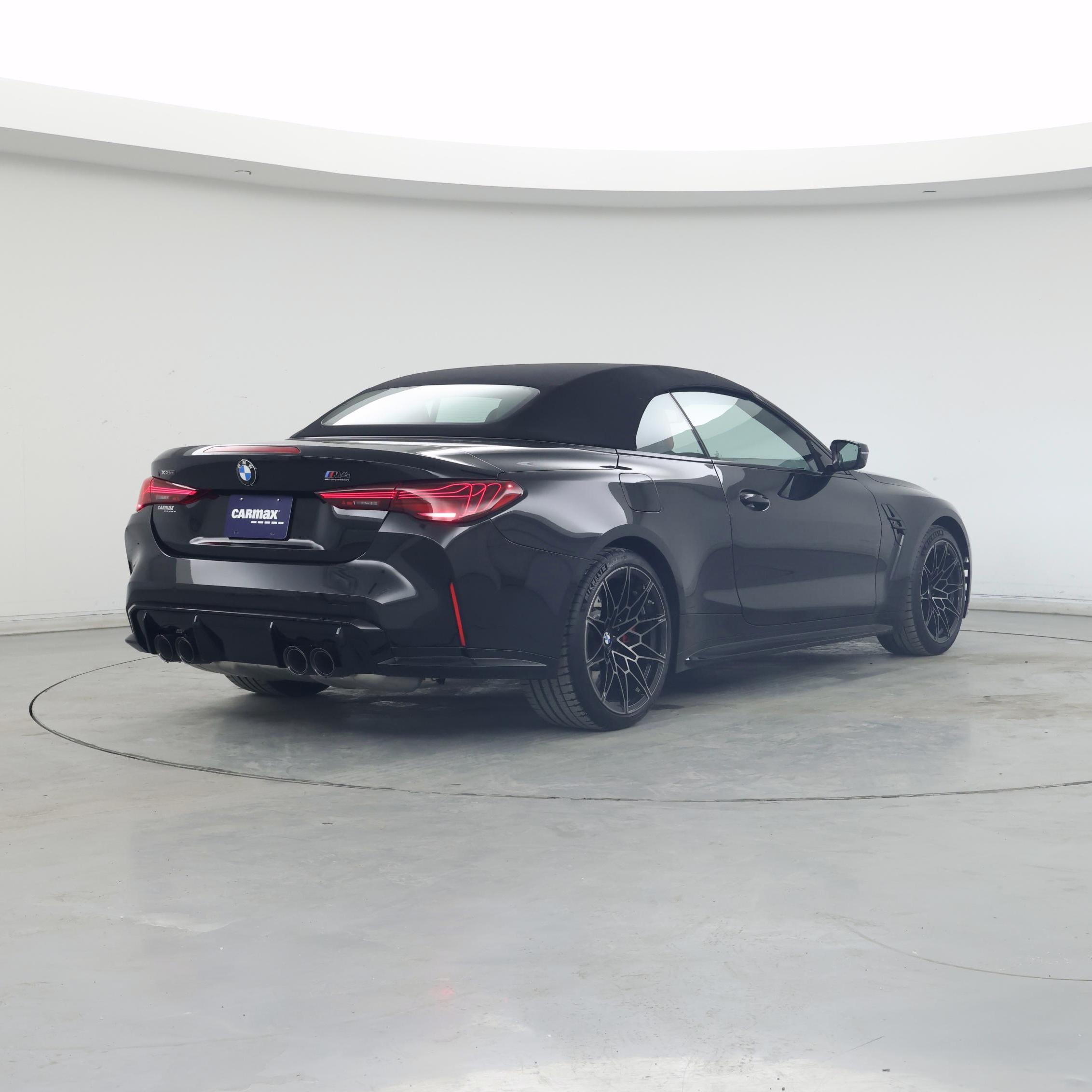 Thumbnail: 2025 BMW M4 - 8