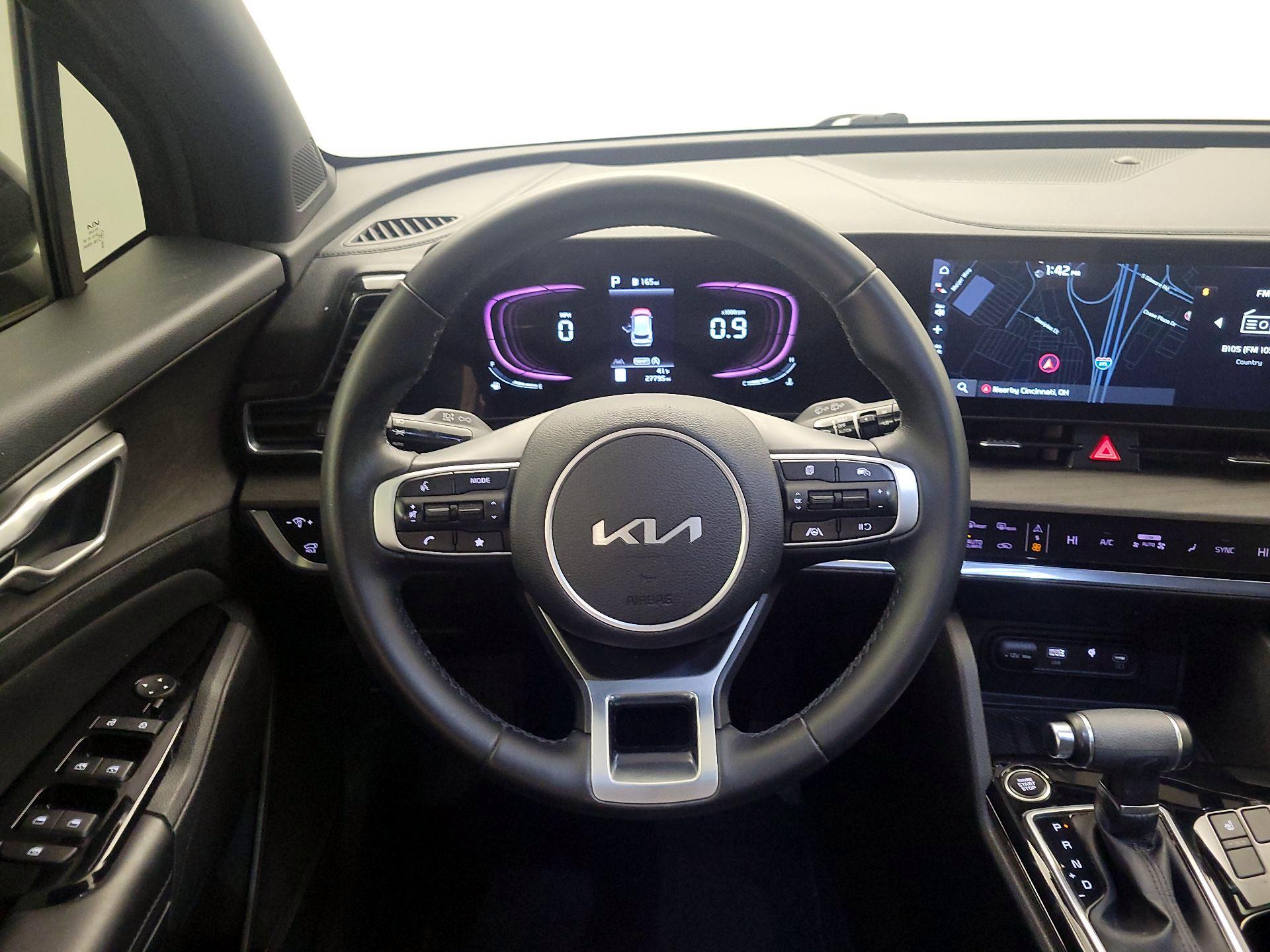 Thumbnail: 2023 Kia Sportage - 10