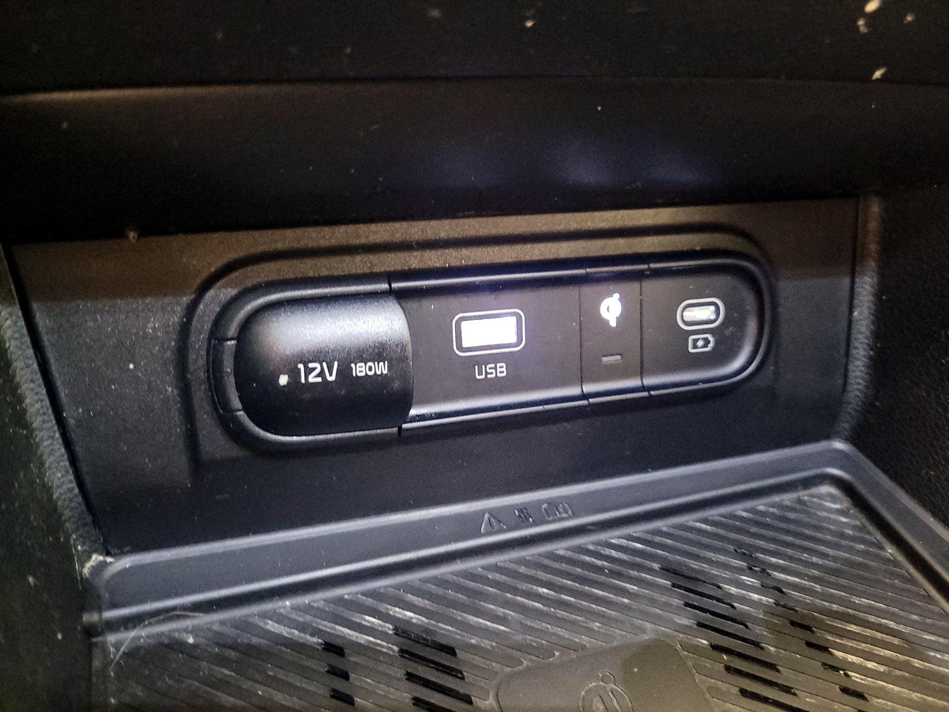 Thumbnail: 2023 Kia Sportage - 19