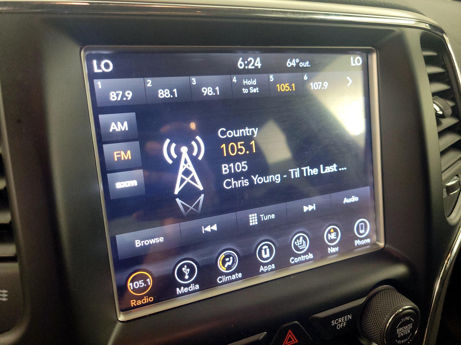 Thumbnail: 2018 Jeep Grand Cherokee - 16