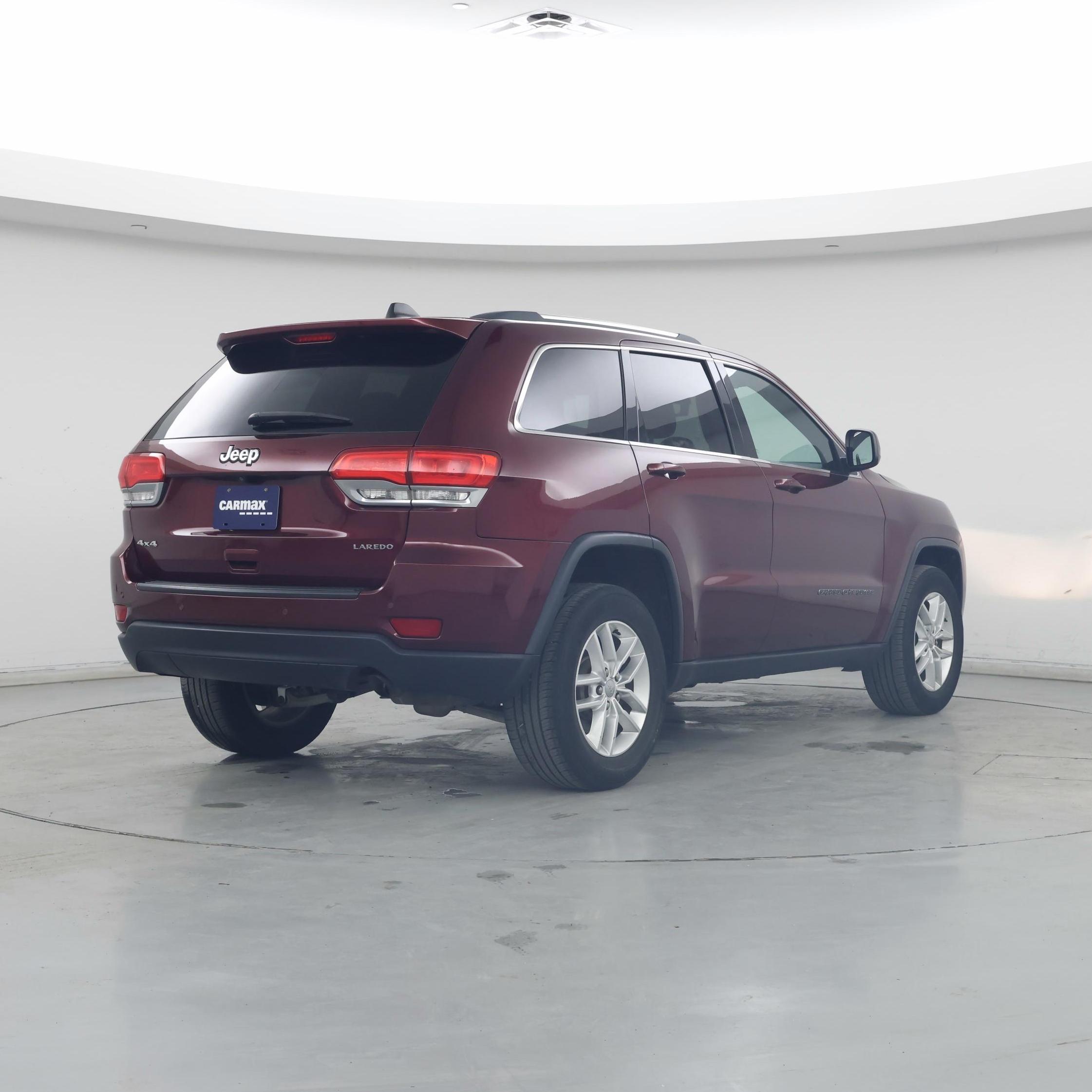 Thumbnail: 2018 Jeep Grand Cherokee - 8