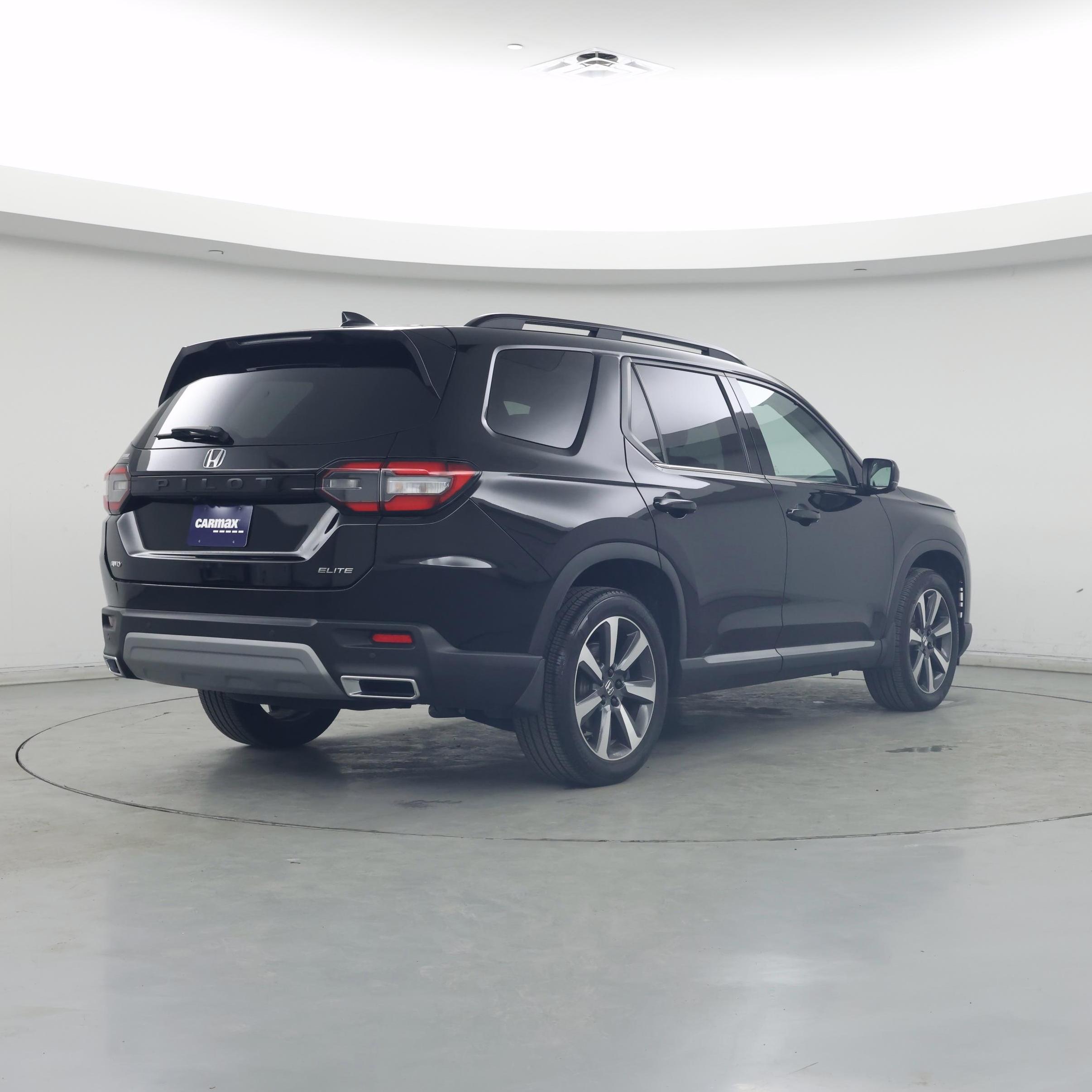 Thumbnail: 2023 Honda Pilot - 8