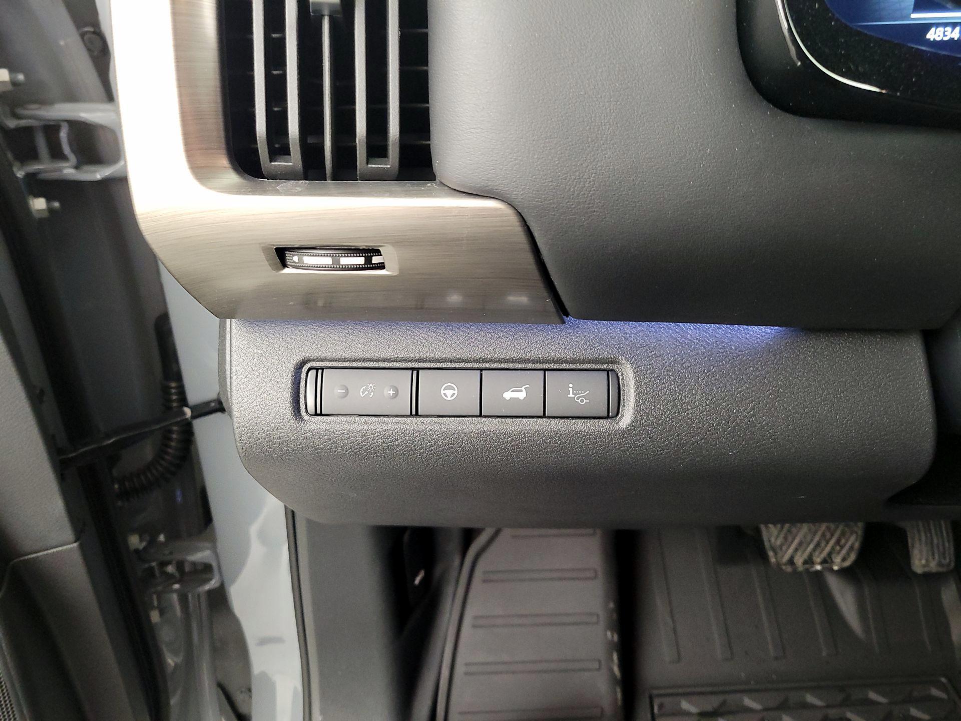 Thumbnail: 2025 Nissan Pathfinder - 13