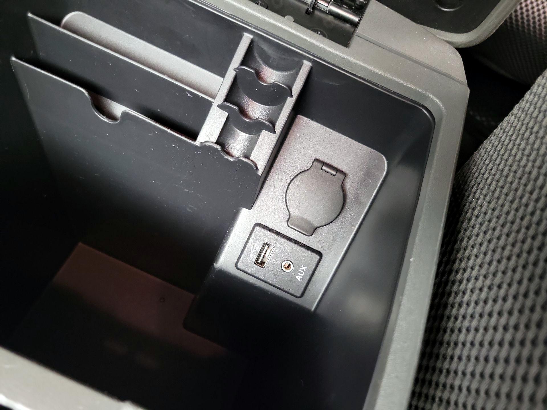 Thumbnail: 2016 Nissan Frontier - 17