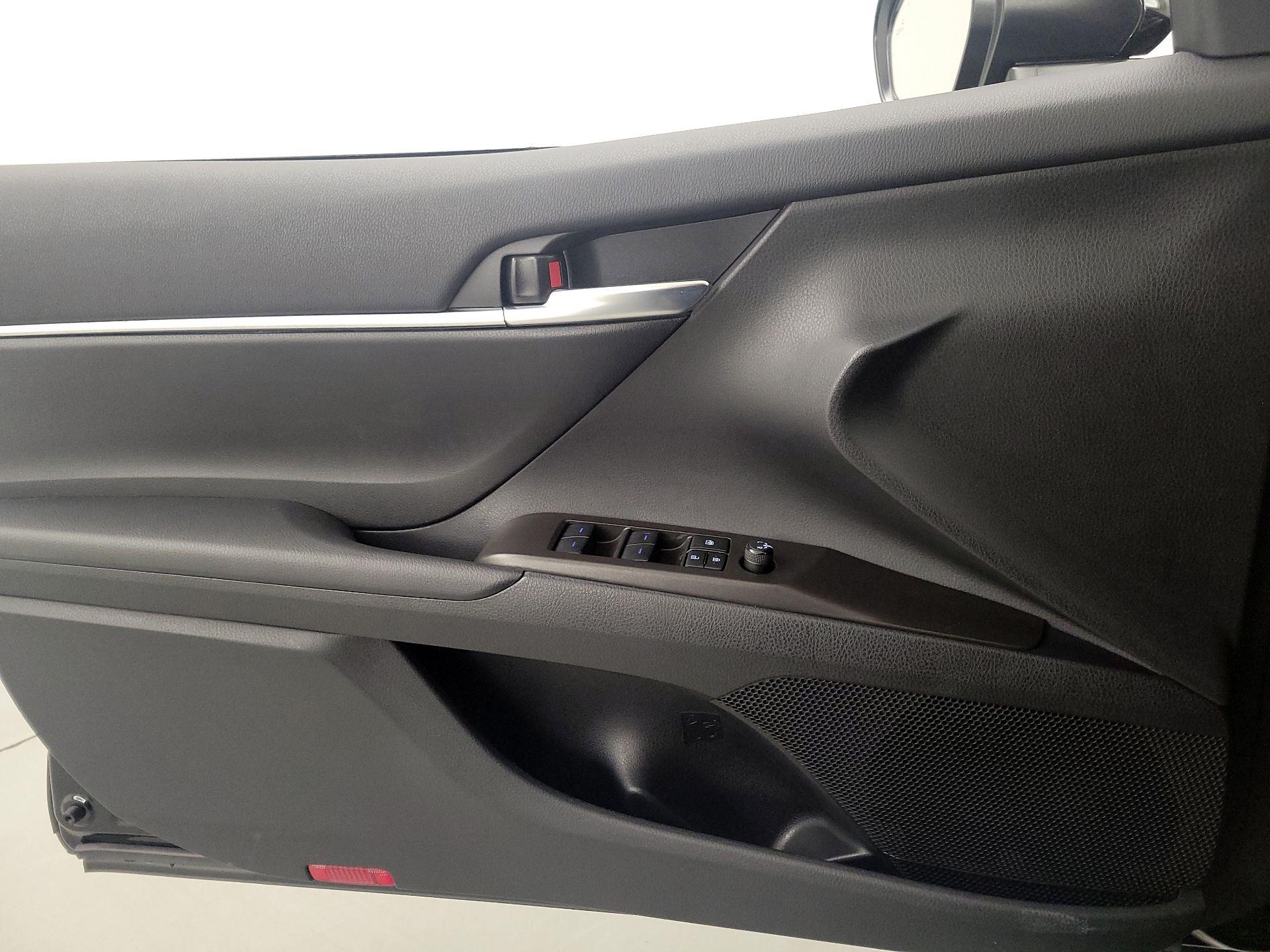 Thumbnail: 2024 Toyota Camry - 12