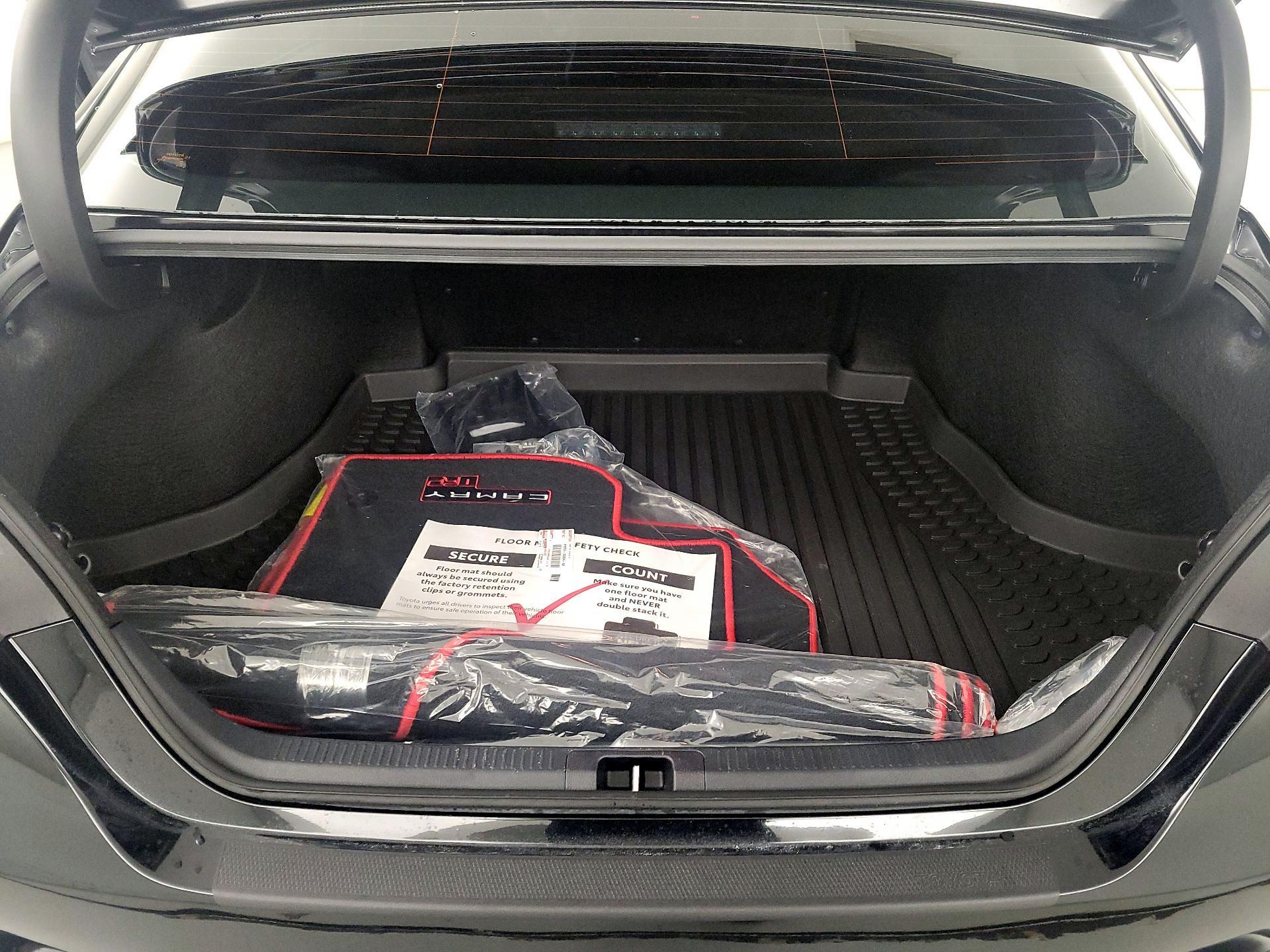 Thumbnail: 2024 Toyota Camry - 20