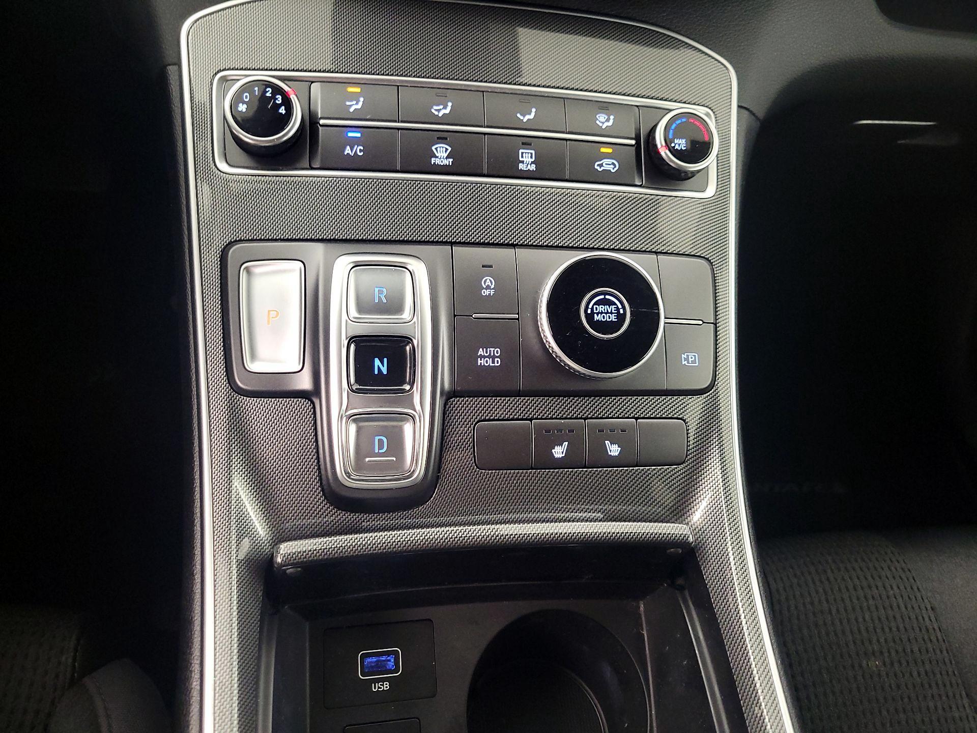 Thumbnail: 2021 Hyundai Santa Fe - 17