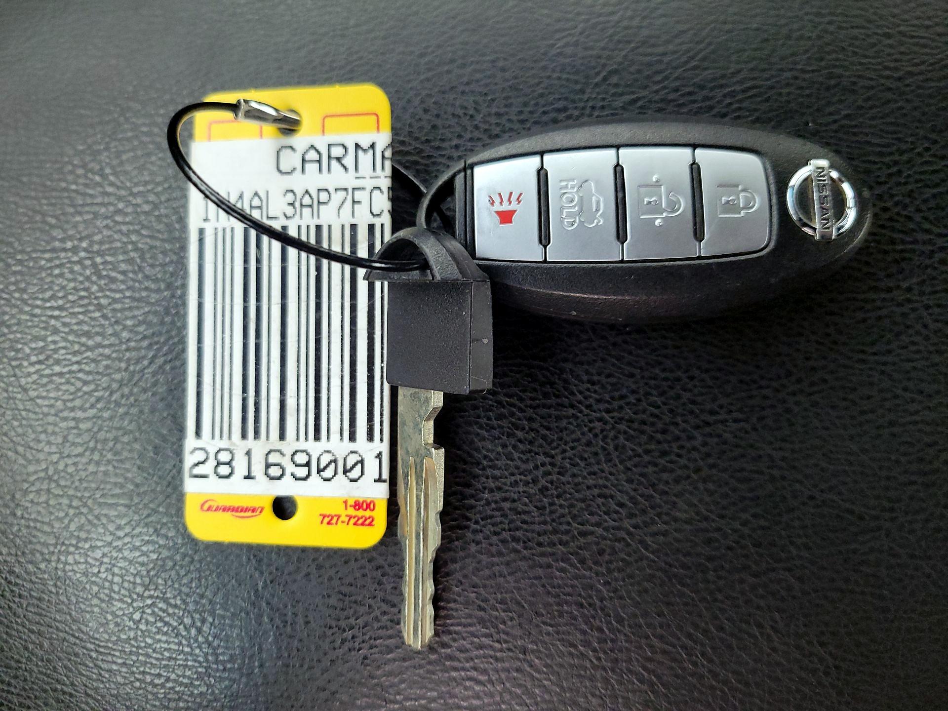 Thumbnail: 2015 Nissan Altima - 20