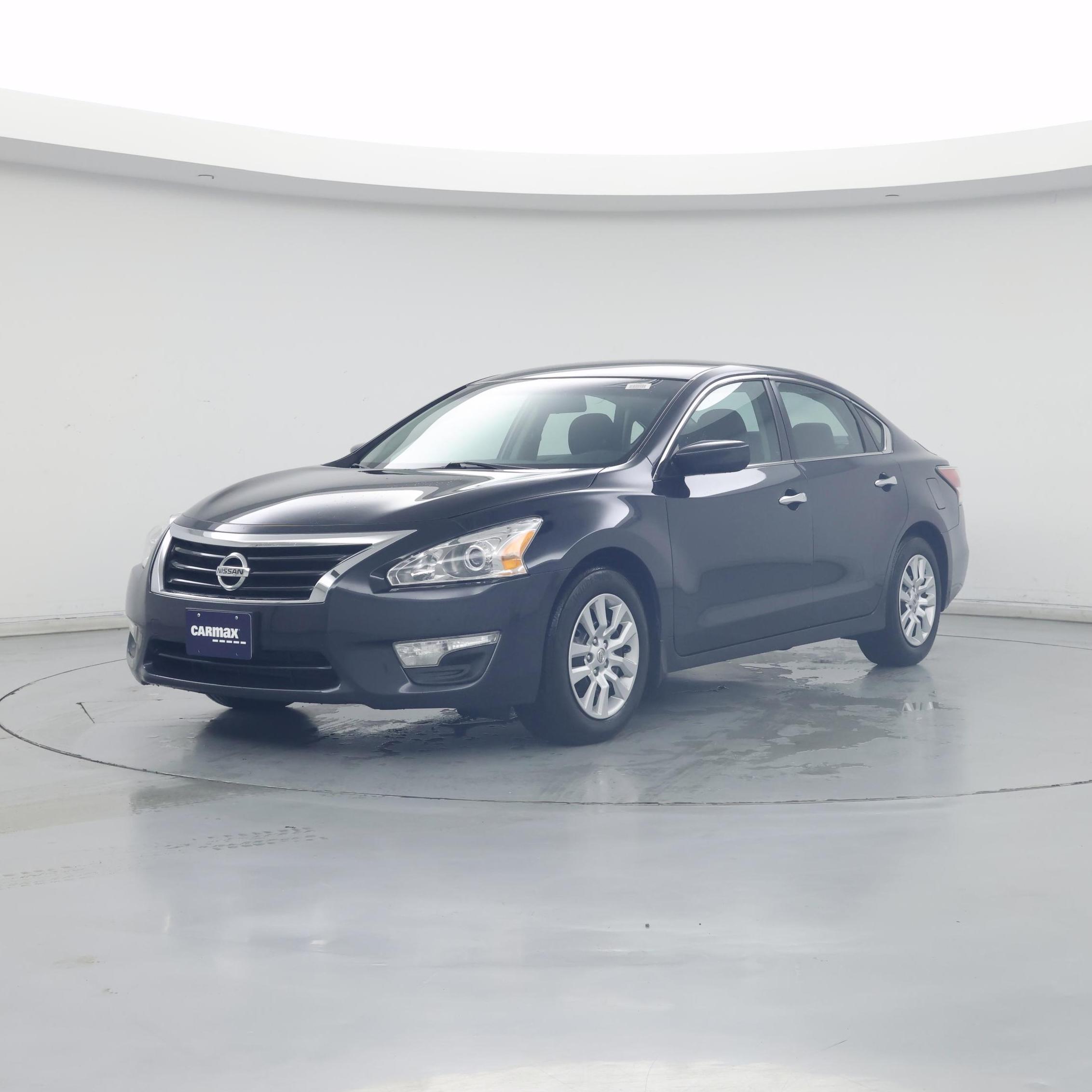 Thumbnail: 2015 Nissan Altima - 4