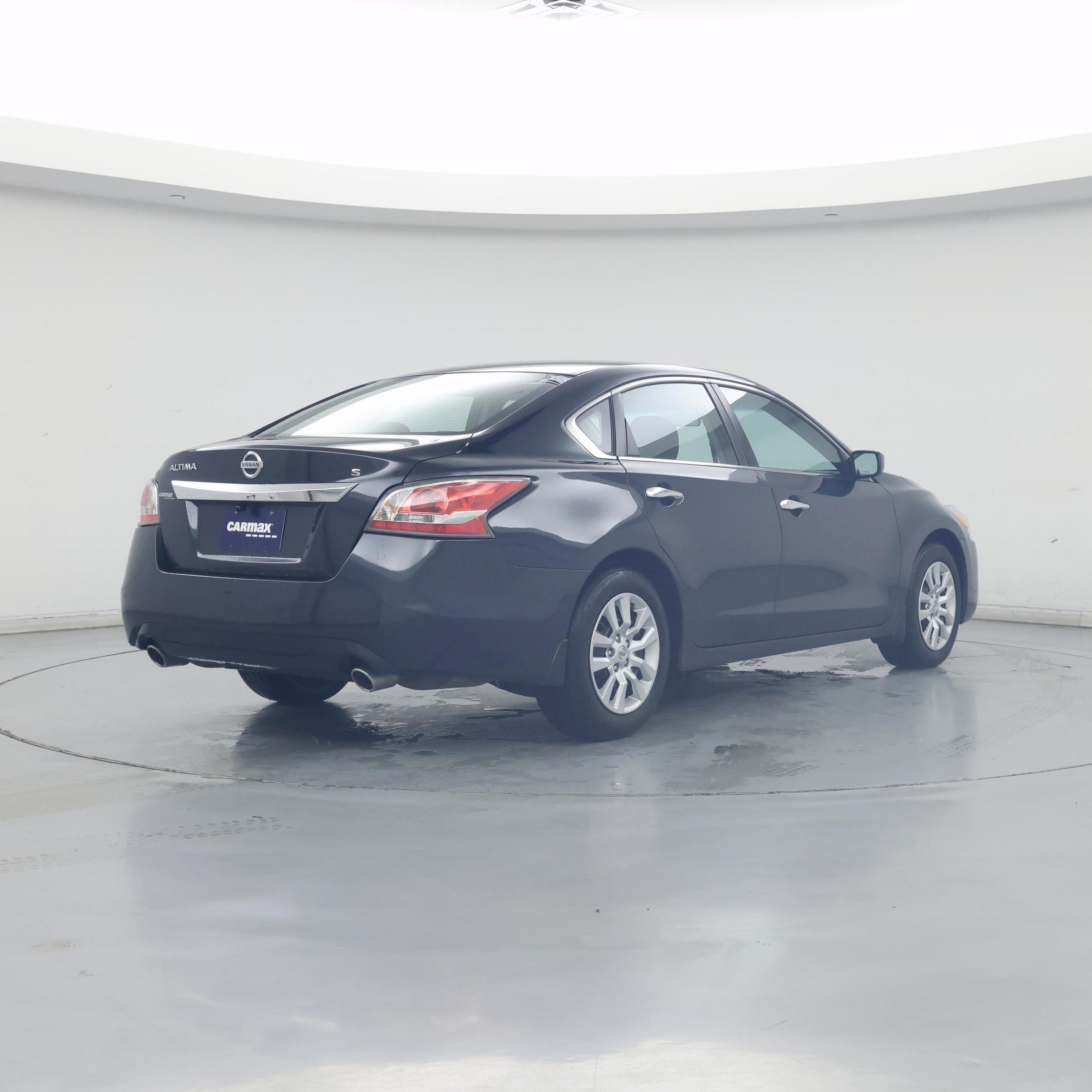 Thumbnail: 2015 Nissan Altima - 8