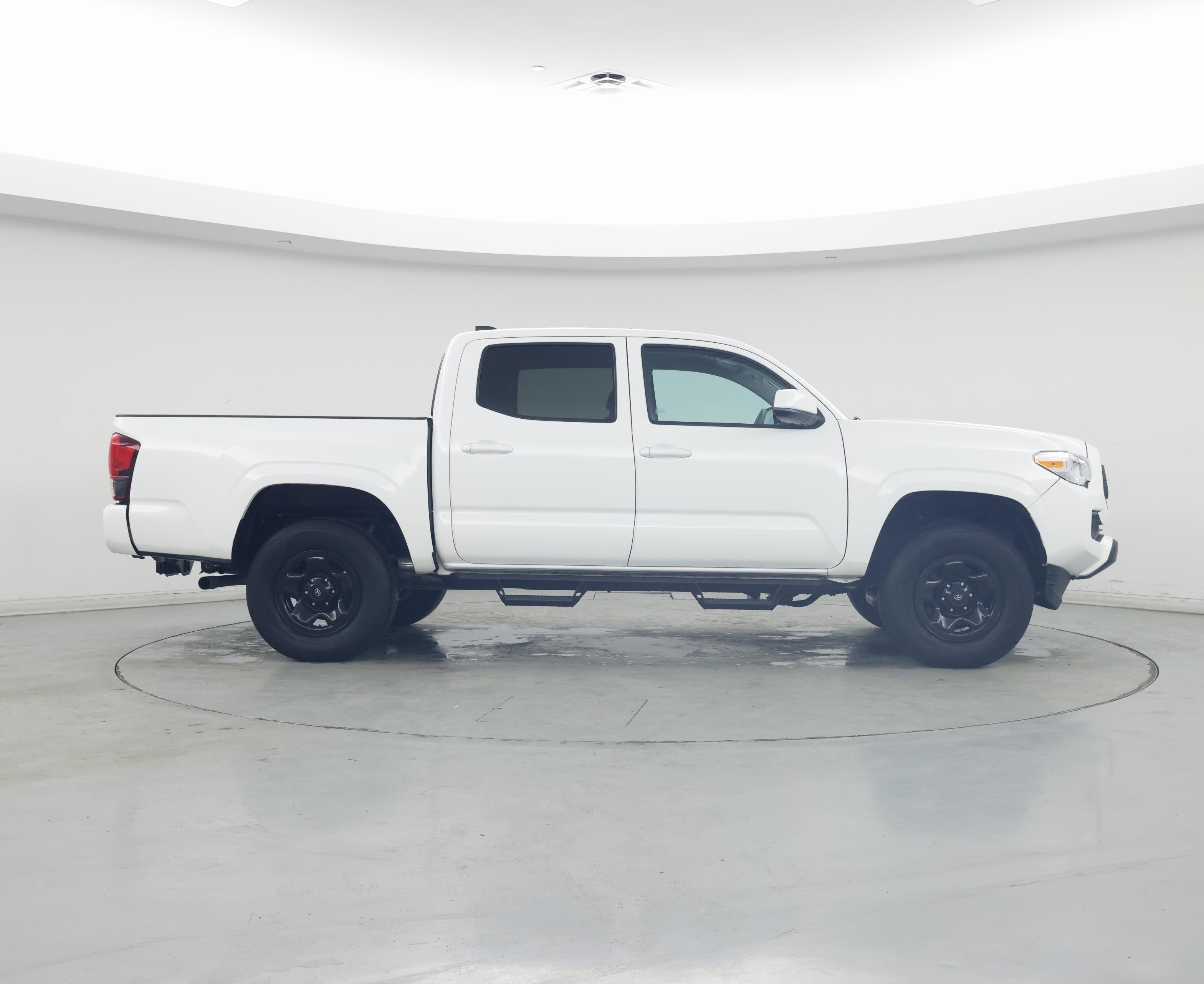 Thumbnail: 2023 Toyota Tacoma - 7