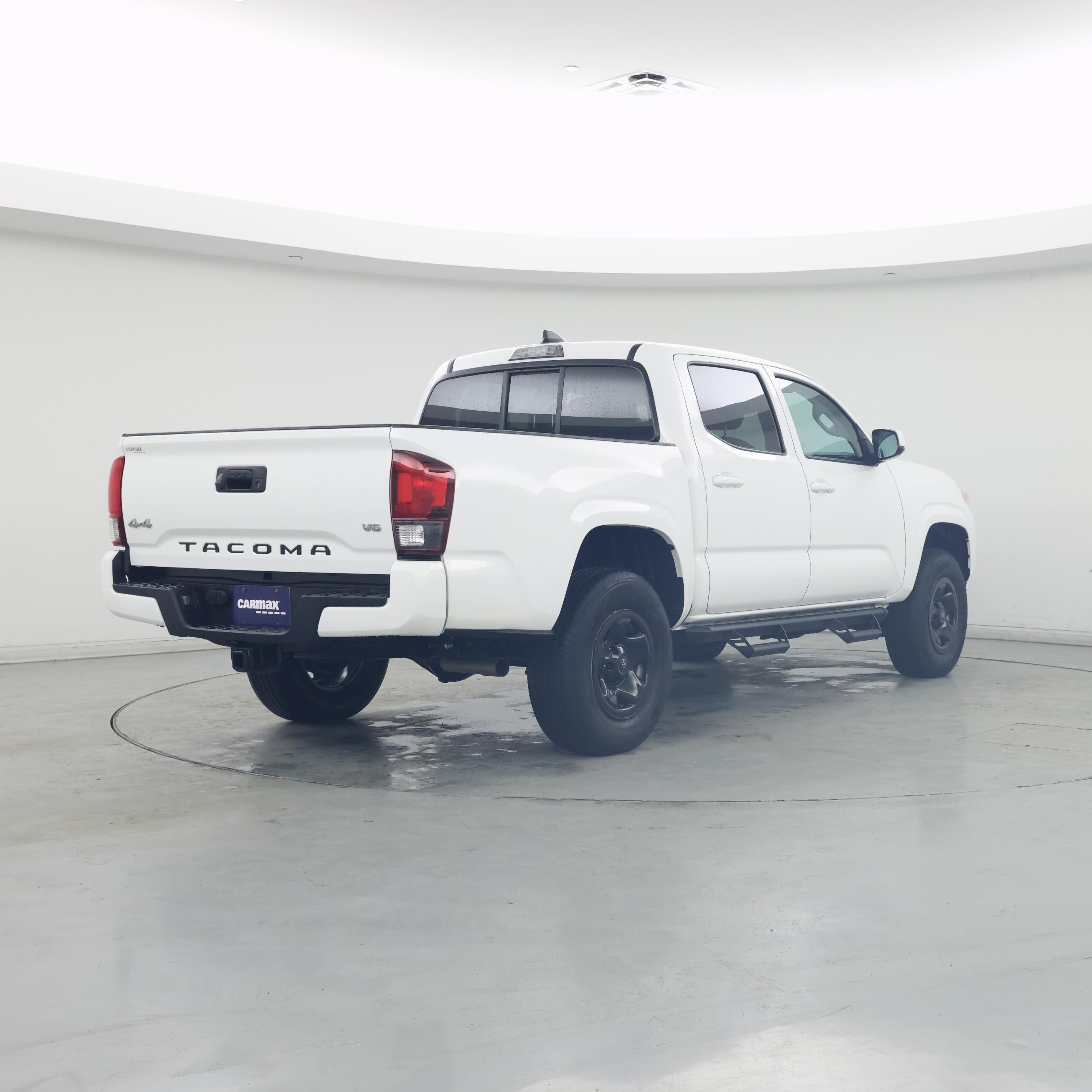 Thumbnail: 2023 Toyota Tacoma - 8