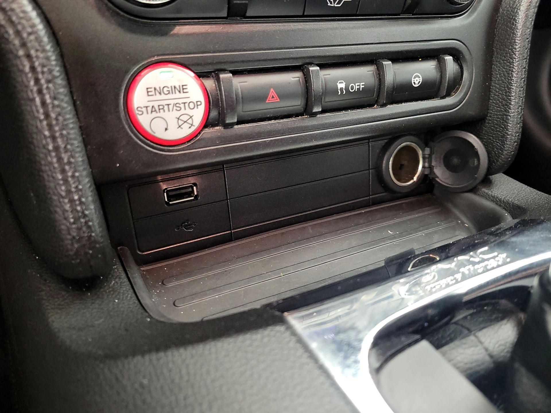 Thumbnail: 2015 Ford Mustang - 18