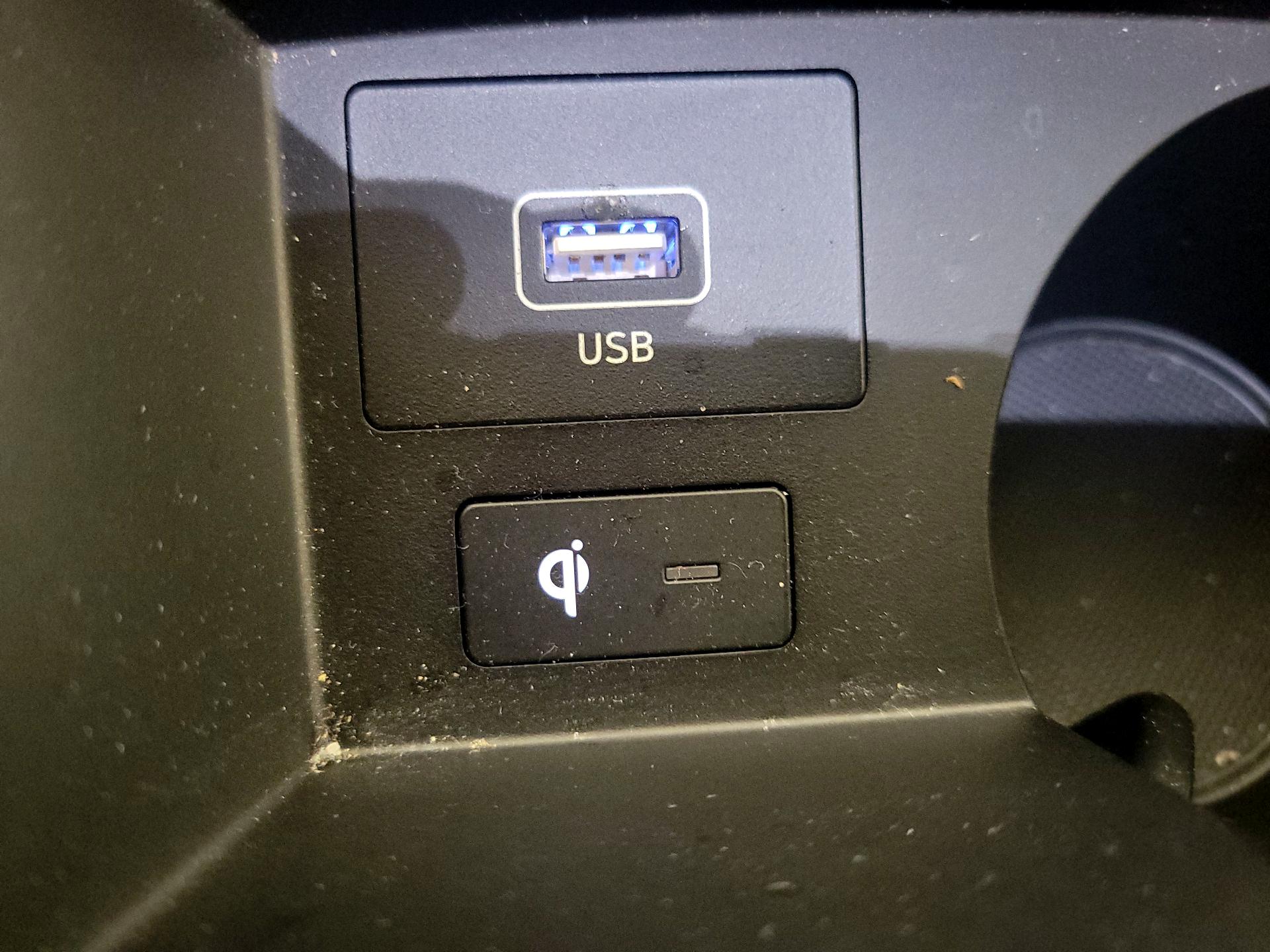 Thumbnail: 2023 Hyundai Santa Fe - 19