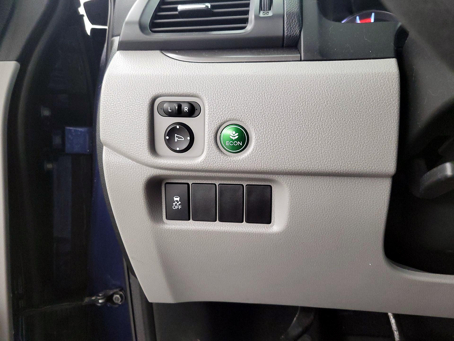 Thumbnail: 2016 Honda Pilot - 13