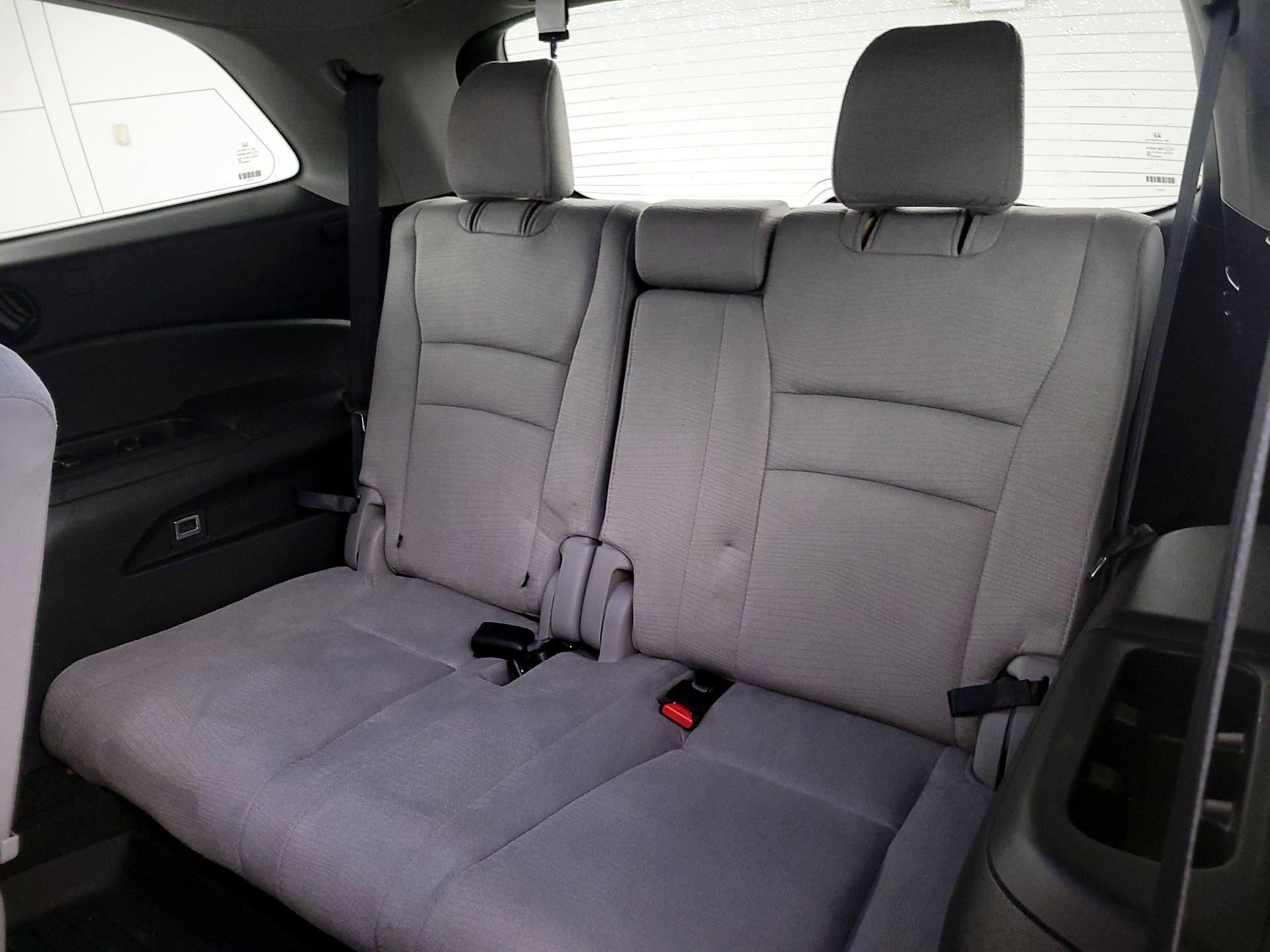 Thumbnail: 2016 Honda Pilot - 20