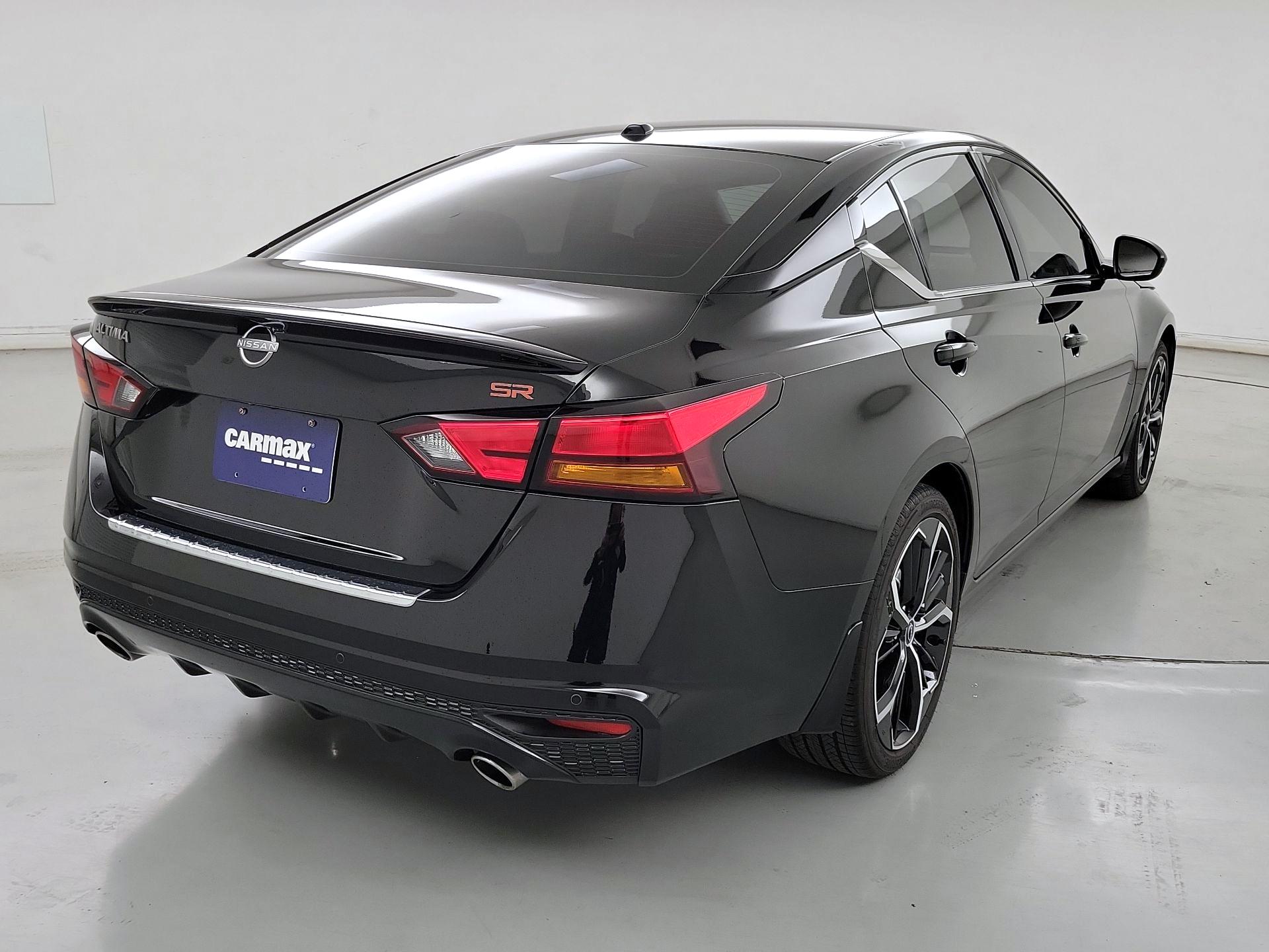 Thumbnail: 2023 Nissan Altima - 5